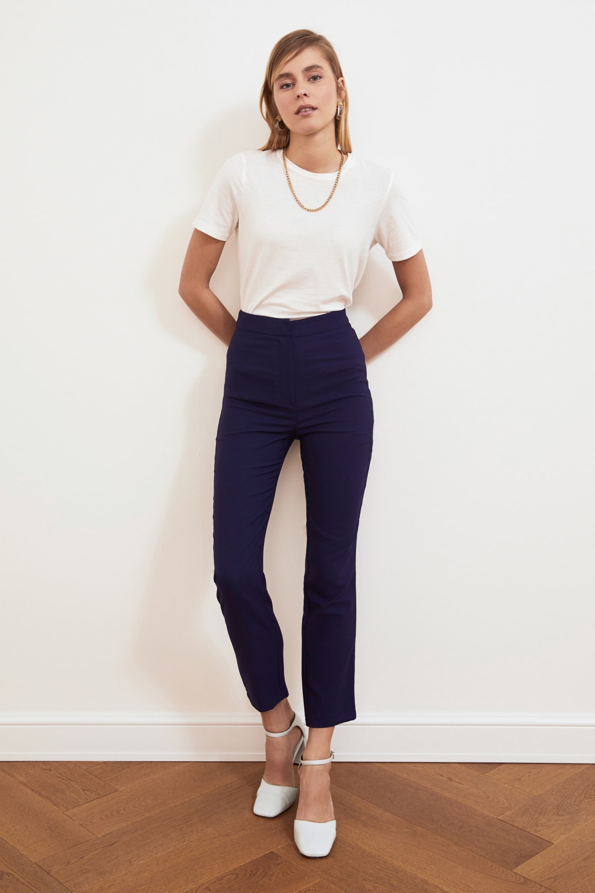 Pantaloni dama, Trendyol Cigarette