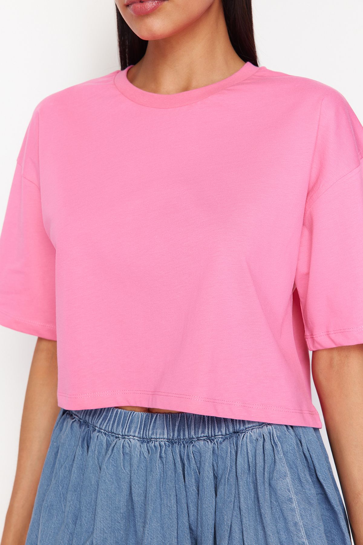 Trendyol Premium Pink 100% Cotton Basic Crop Knitted T-Shirt