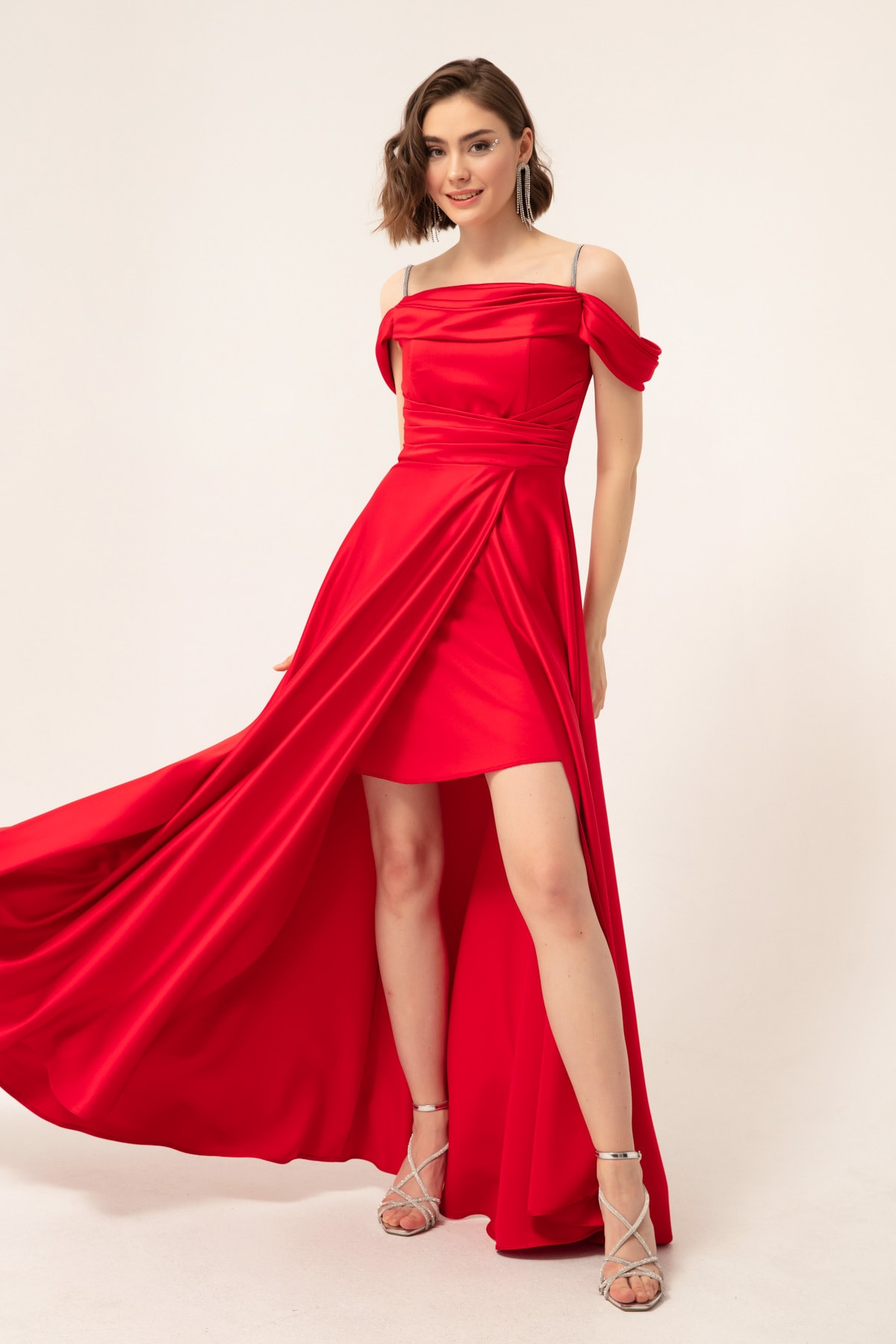 Levně Lafaba Women's Red Stone Strap Long Satin Evening Dress