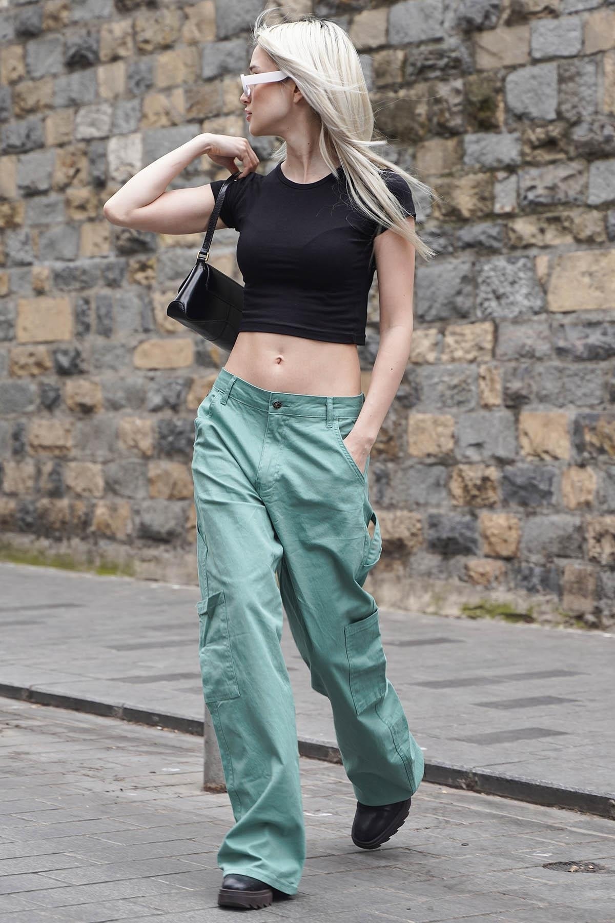 Levně Madmext Mint Green Straight Fit Cargo Trousers