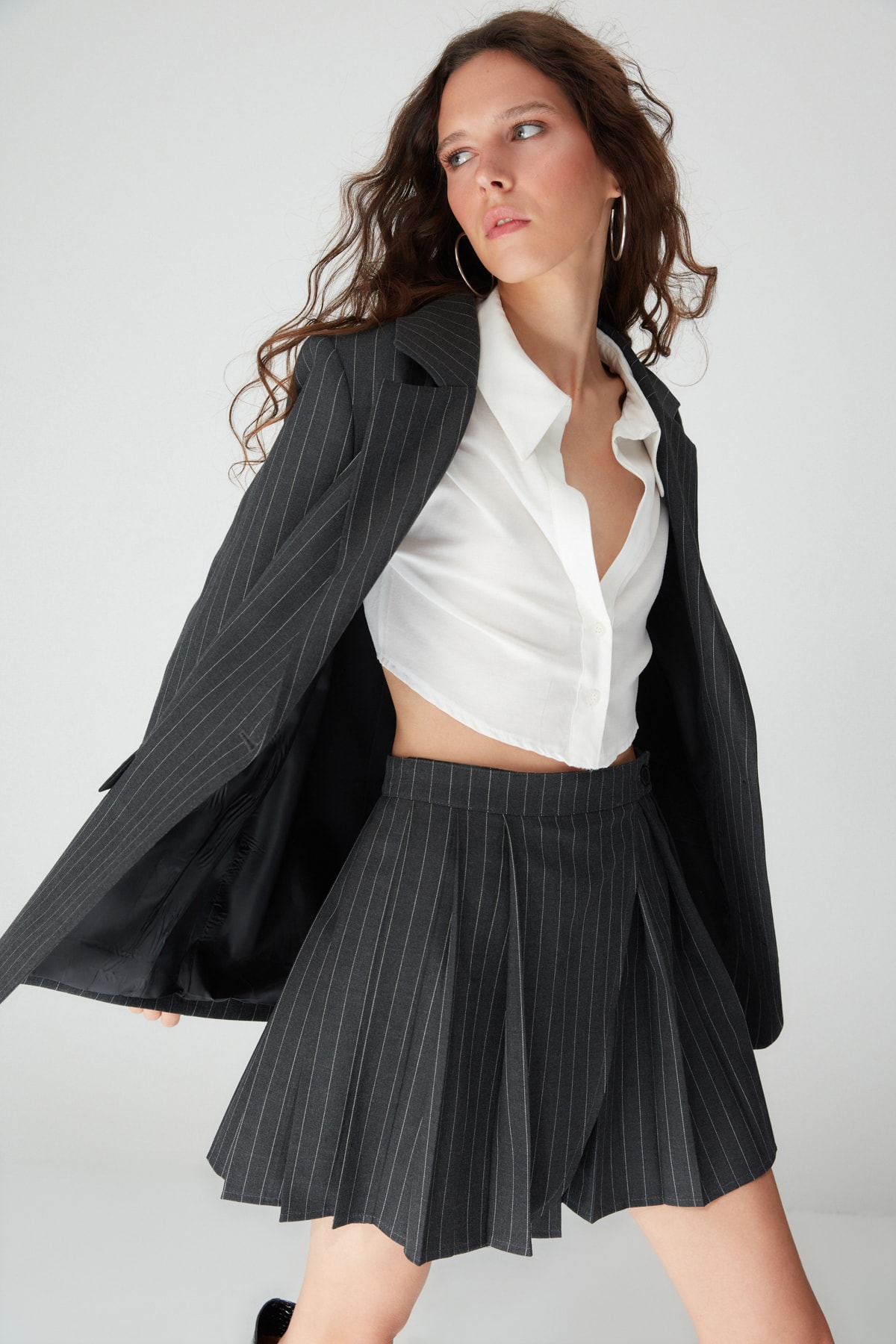 Trendyol Limited Edition Black Regular Lined Woven Striped Blazer Jacket
