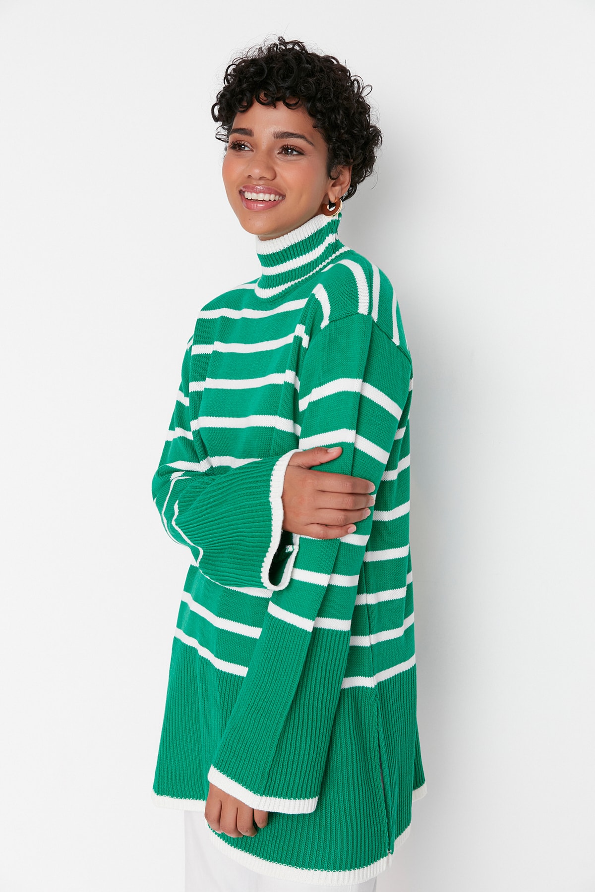 Trendyol Sweater - Green - Regular fit