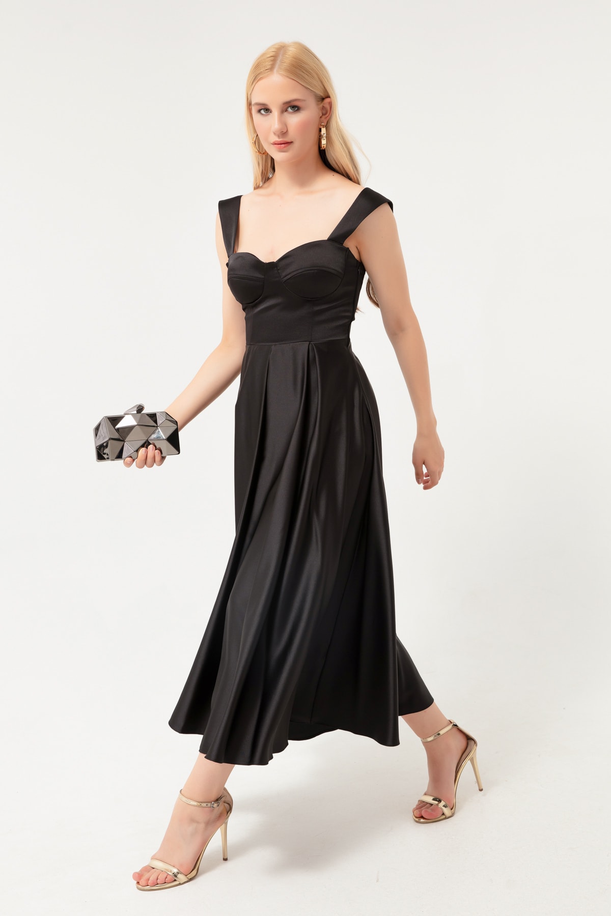 Levně Lafaba Women's Black Strapless Flare Cut Midi Satin Evening Dress.
