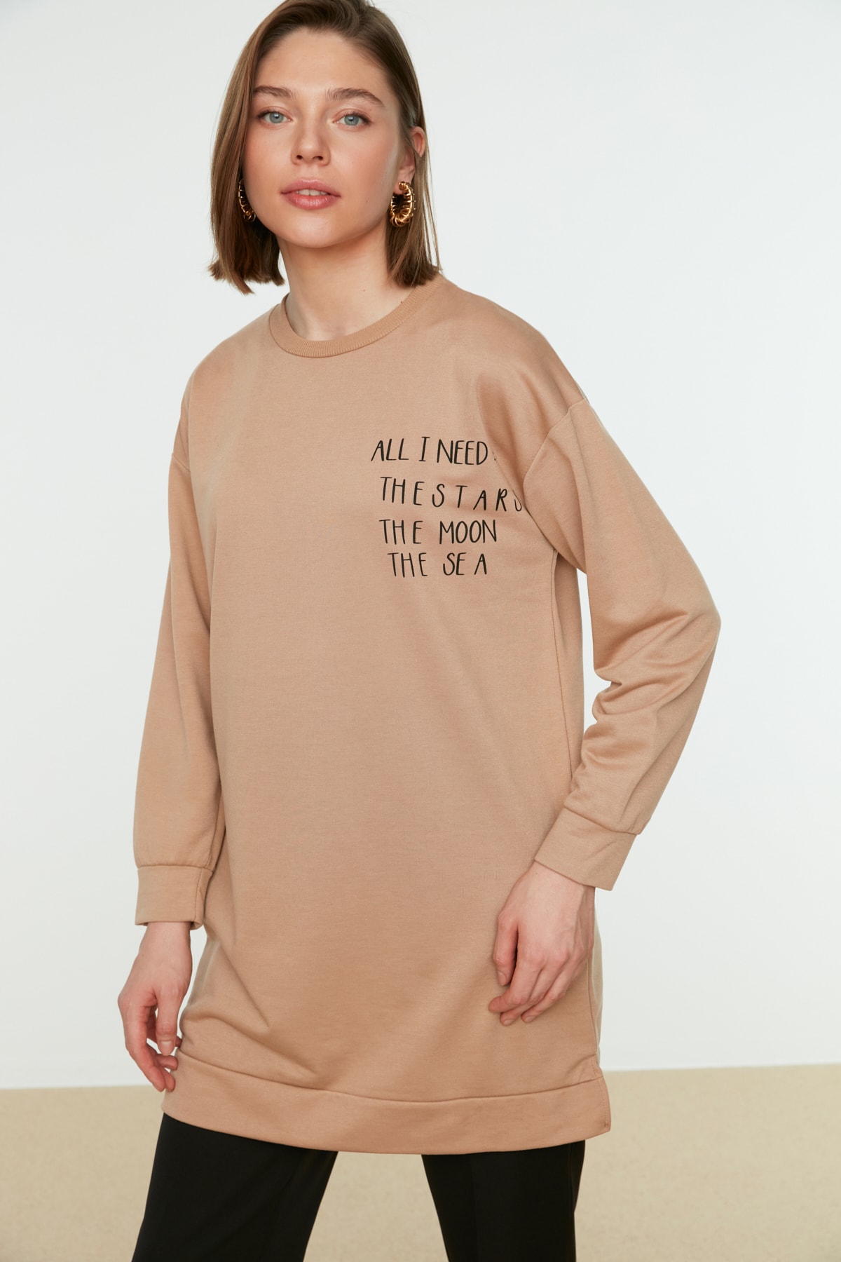 Trendyol Beige Printed Knitted Sweatshirt with Slit Detail