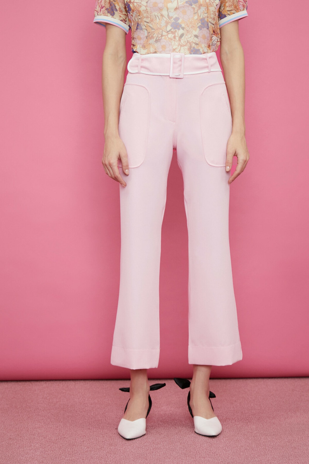 Koton pantaloni roz pentru femei