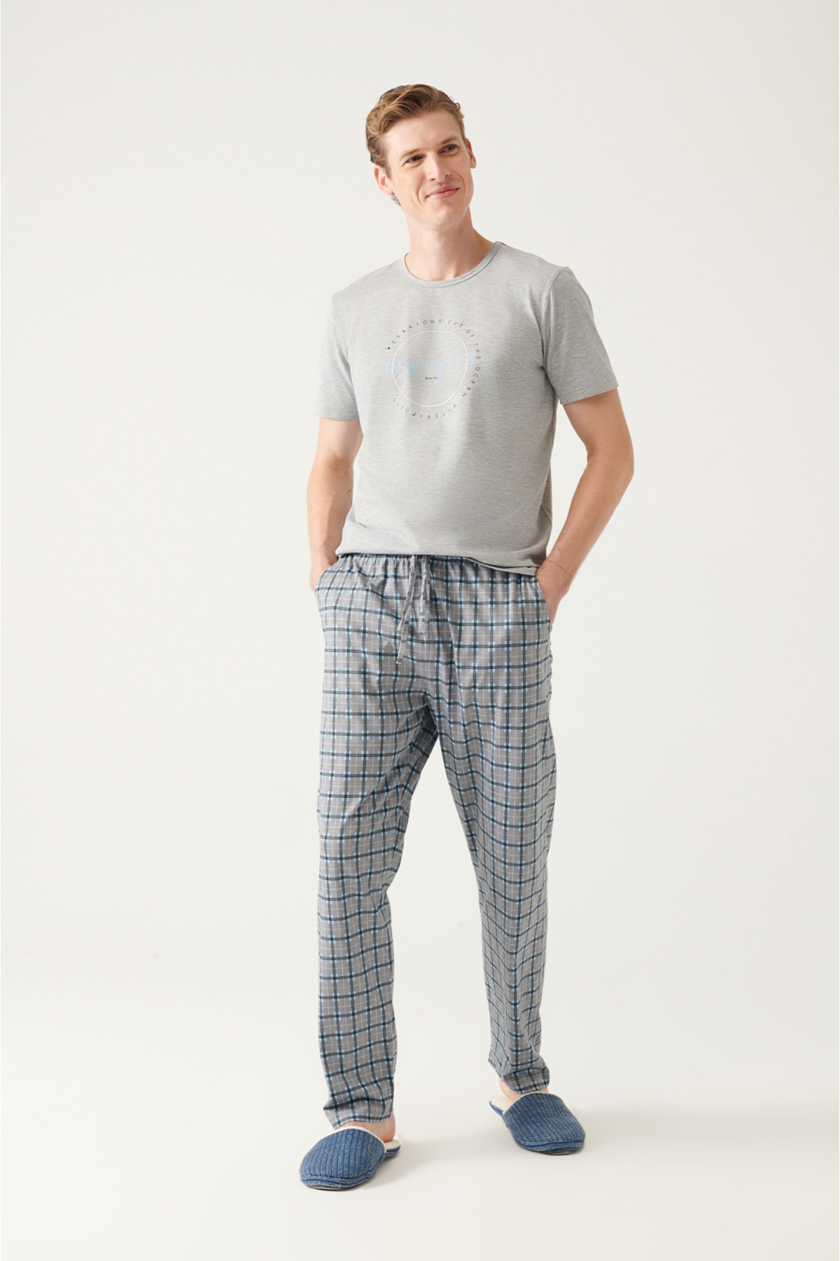 Levně Avva Men's Gray Crew Neck 100% Cotton Special Boxed Short Sleeve Pajamas Set