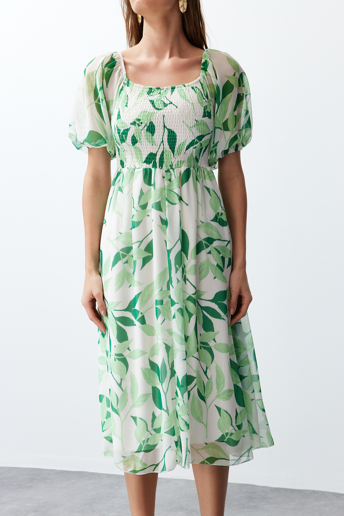 Trendyol Madonna Collar Chiffon Maxi Woven Dress with Green Floral Skirt Opening at the Waist