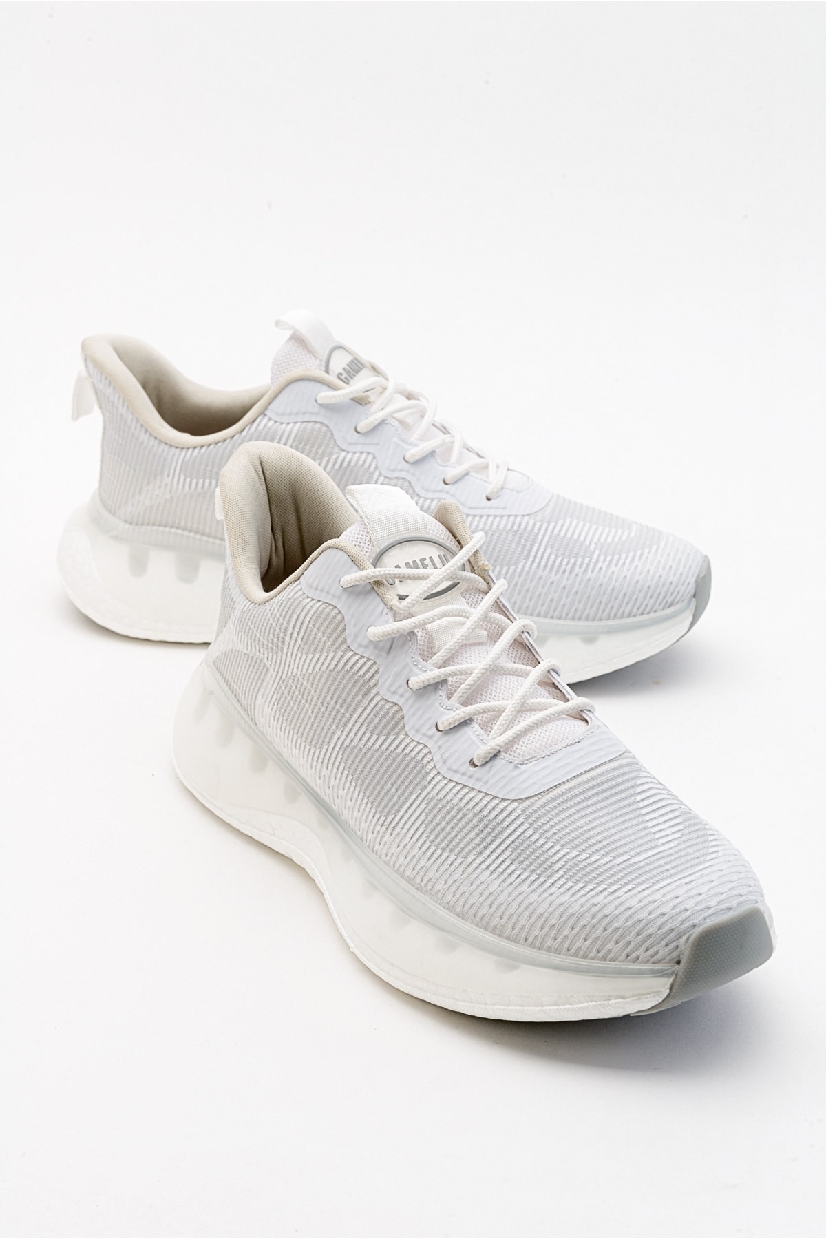 LuviShoes Gruff White Men's Sneakers