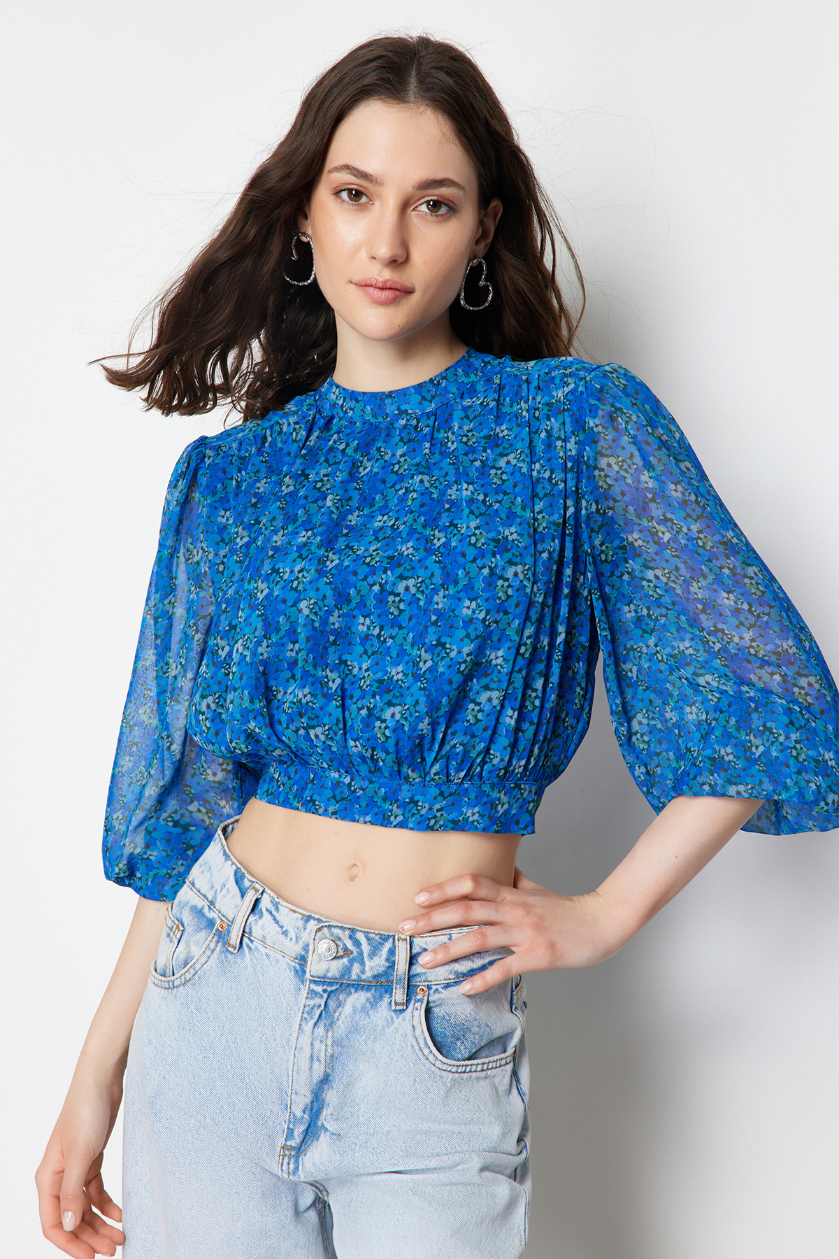 Trendyol Blue Floral High Collar Crop Woven Blouse