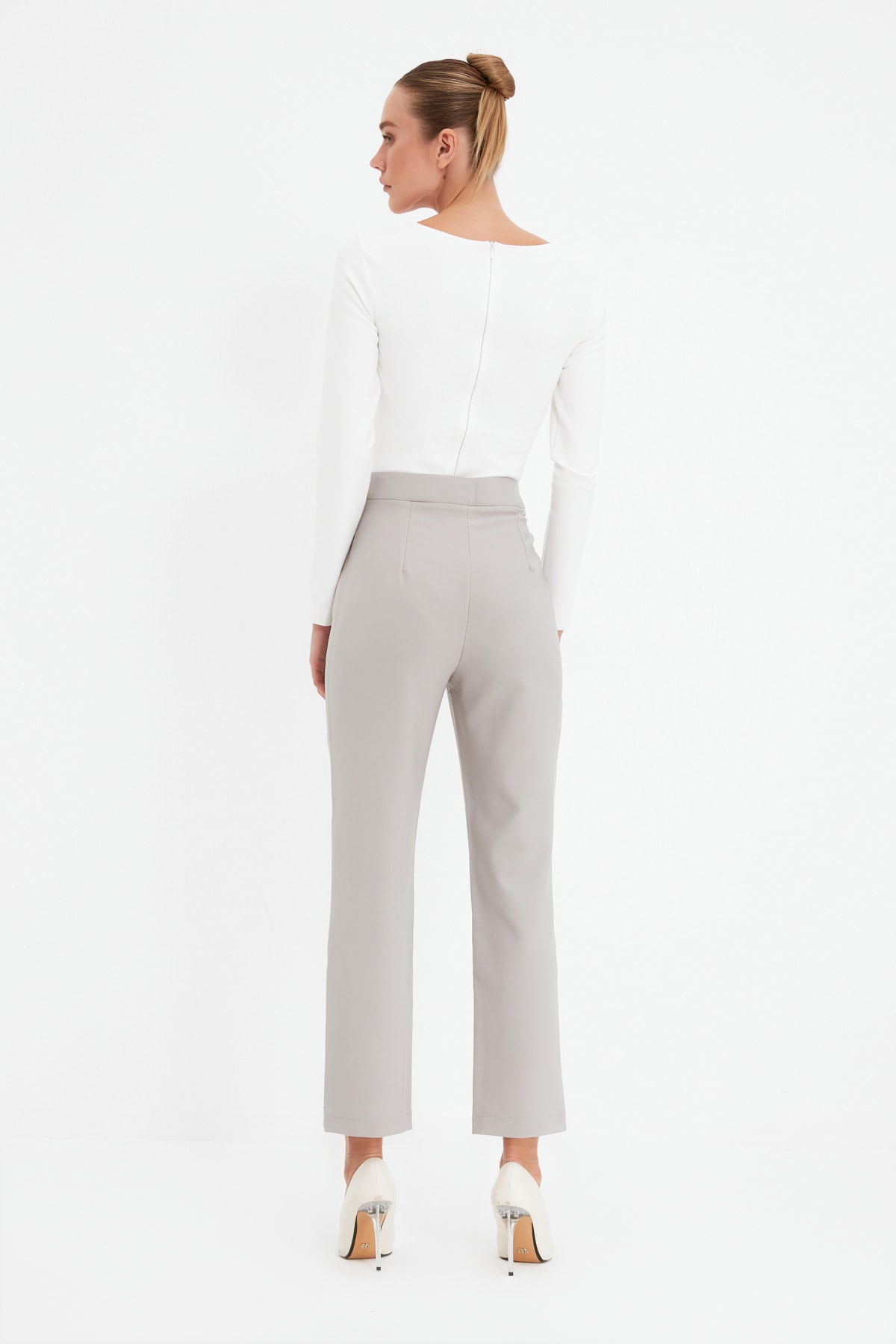 Pantaloni dama, Trendyol Cigarette