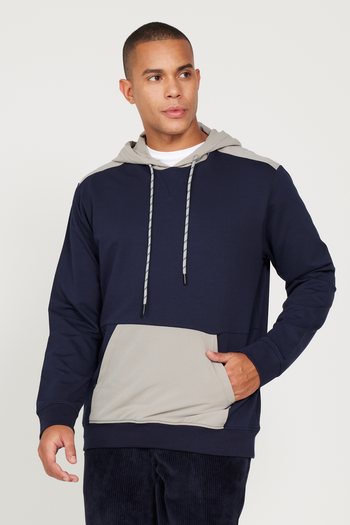 ALTINYILDIZ CLASSICS Men's Navy Blue Standard Fit Regular Cut Hoodie with Pockets Sweatshirt.