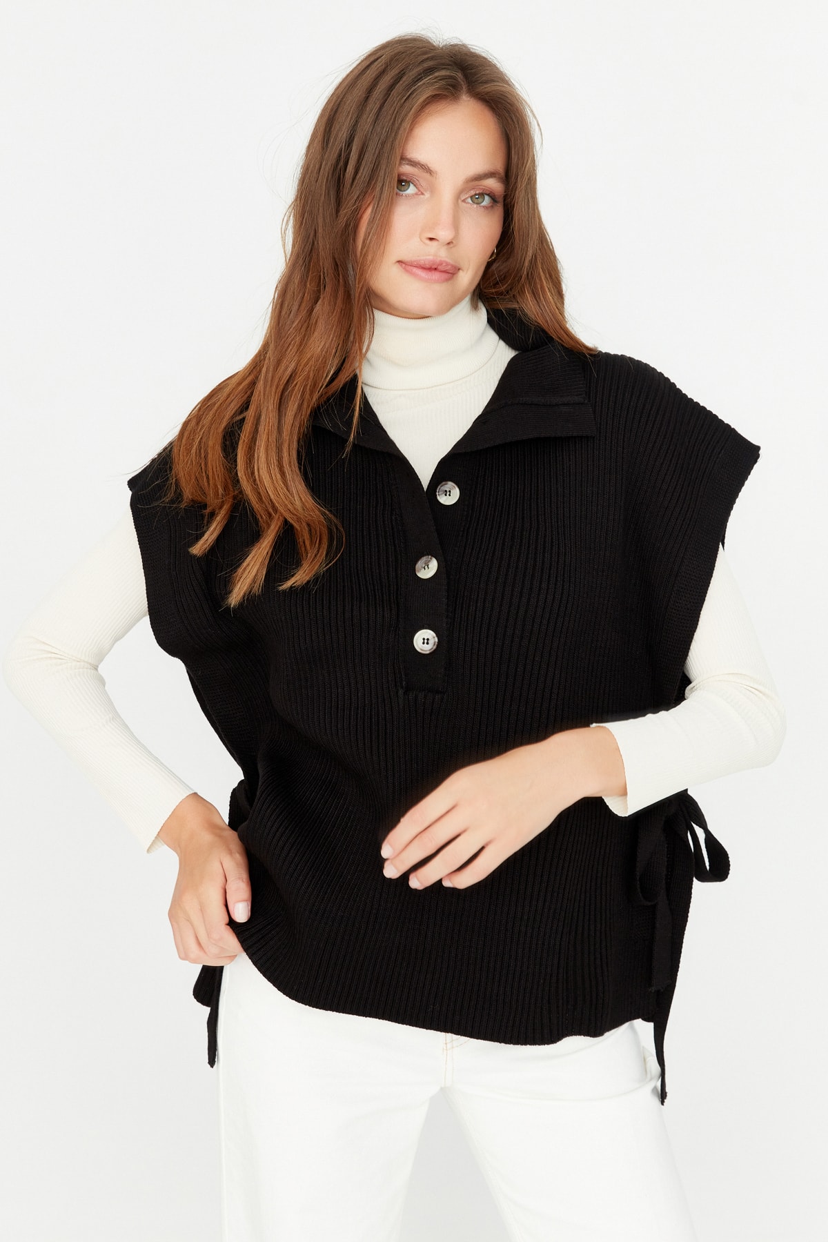 Trendyol Black Knitwear Sweater with Tie Side Detailed.