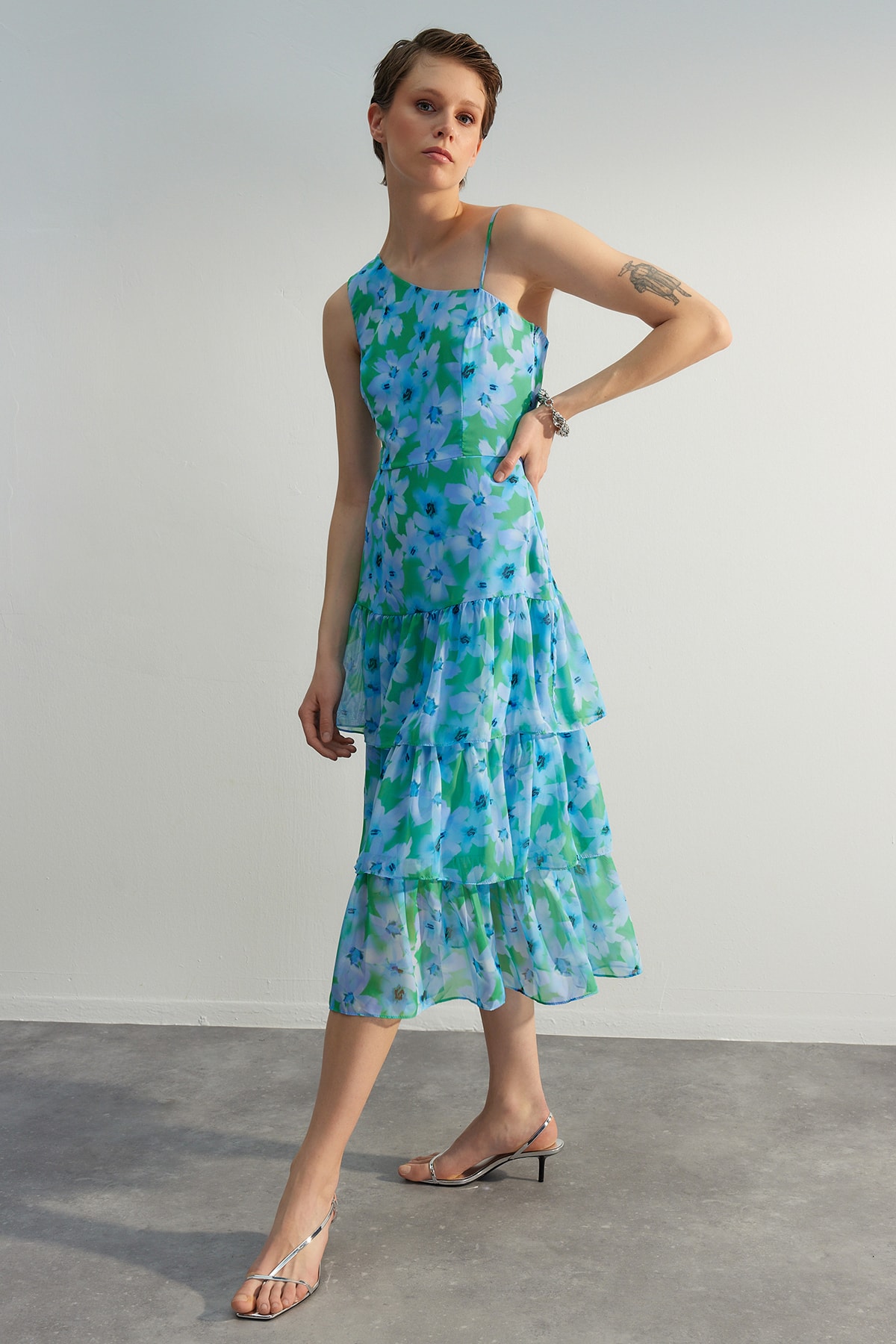 Rochie Trendyol Blue cu volane pe un singur umăr