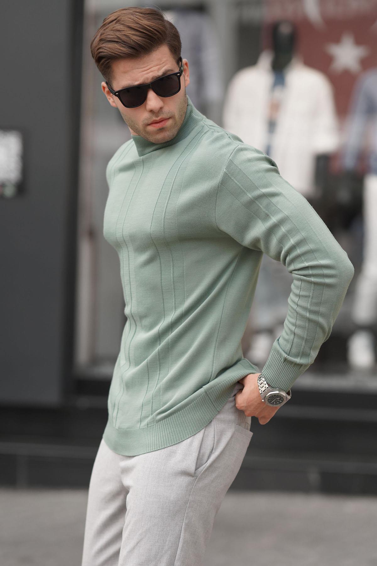 Levně Madmext Almond Color Turtleneck Patterned Sweater 6825