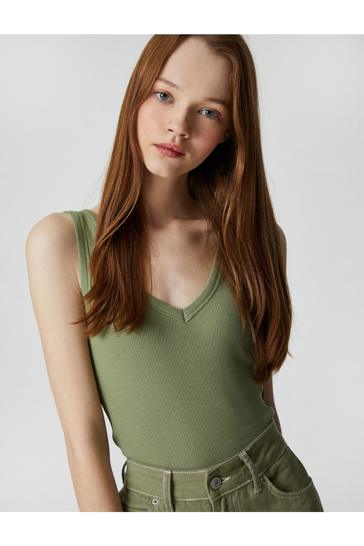Koton Basic Corduroy Singlets V-Neck Sleeveless