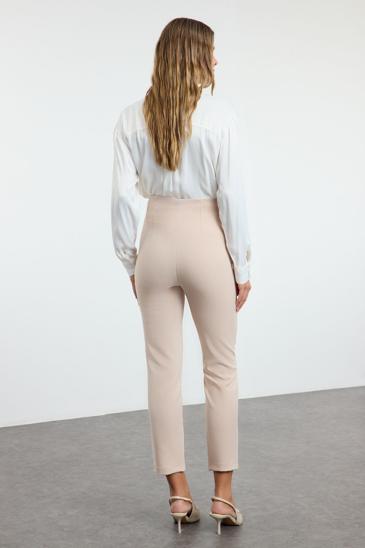 Pantaloni dama, Trendyol