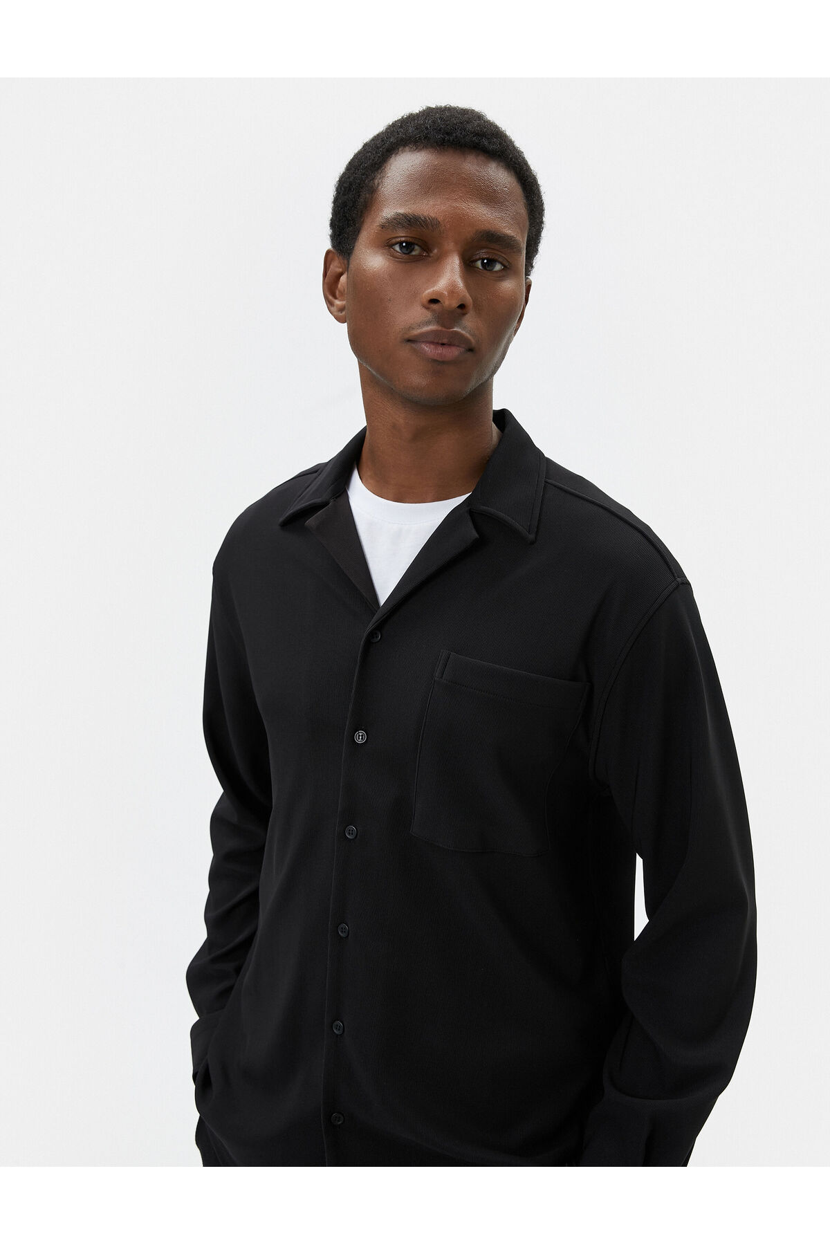 Levně Koton Sports Shirt Turndown Collar Pocket Detailed Buttoned Long Sleeve