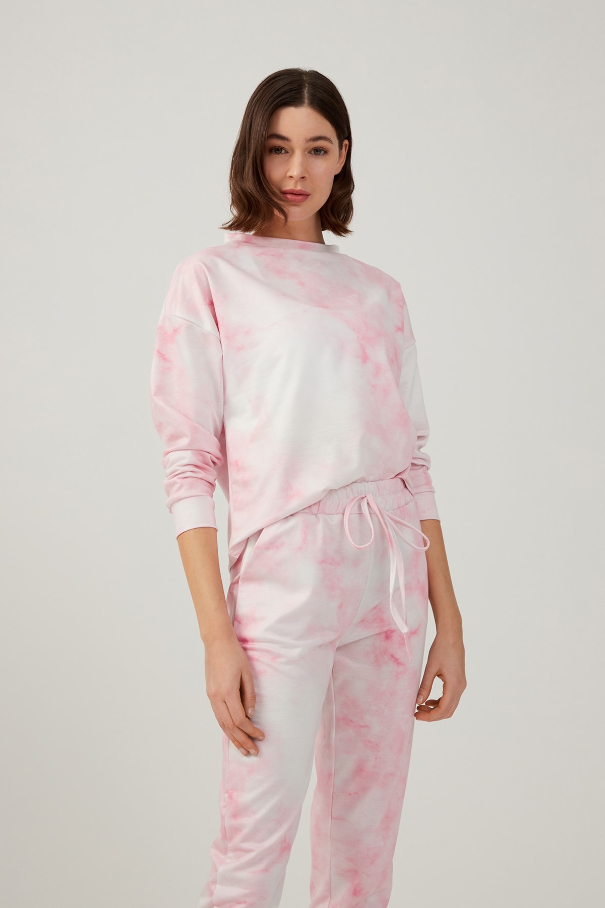 Levně LOS OJOS Women's Pink Batik Patterned Pajama Set