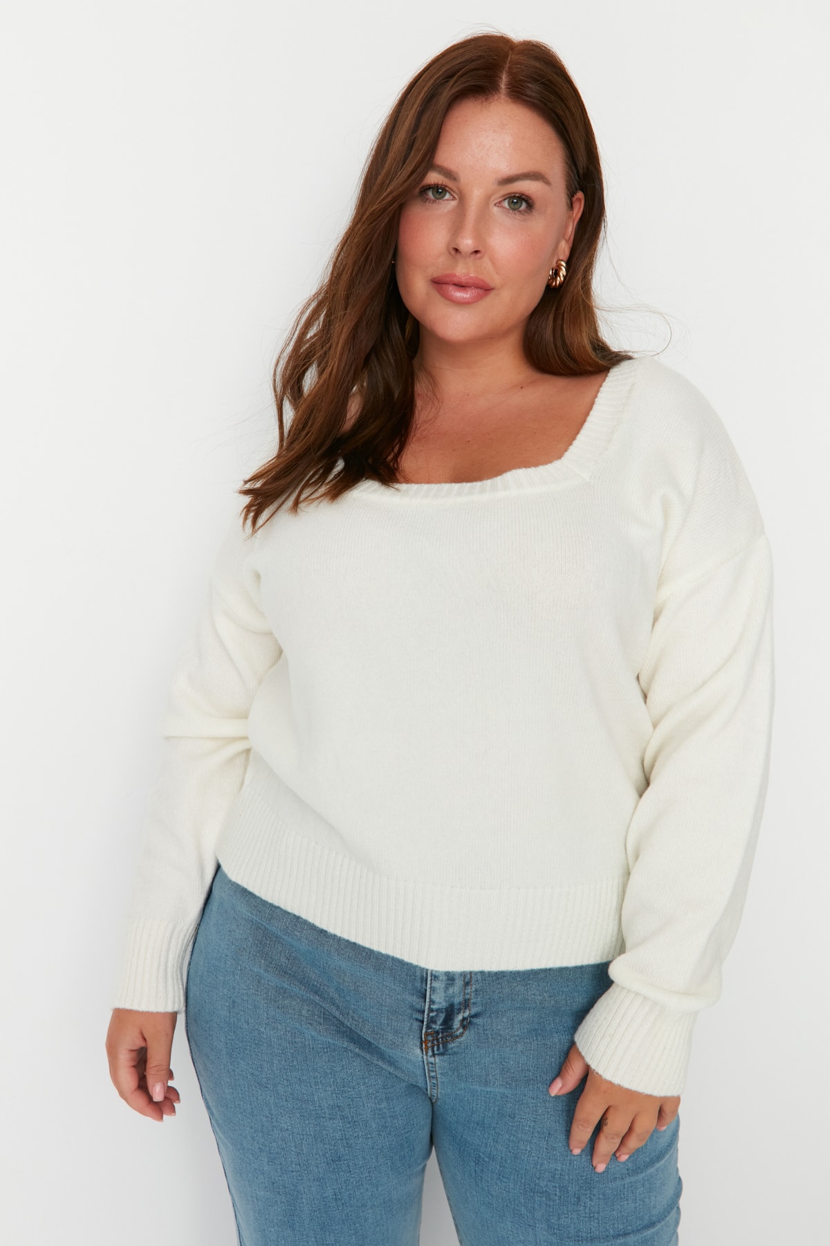Trendyol Curve Plus Size Sweater - Ecru - Regular fit