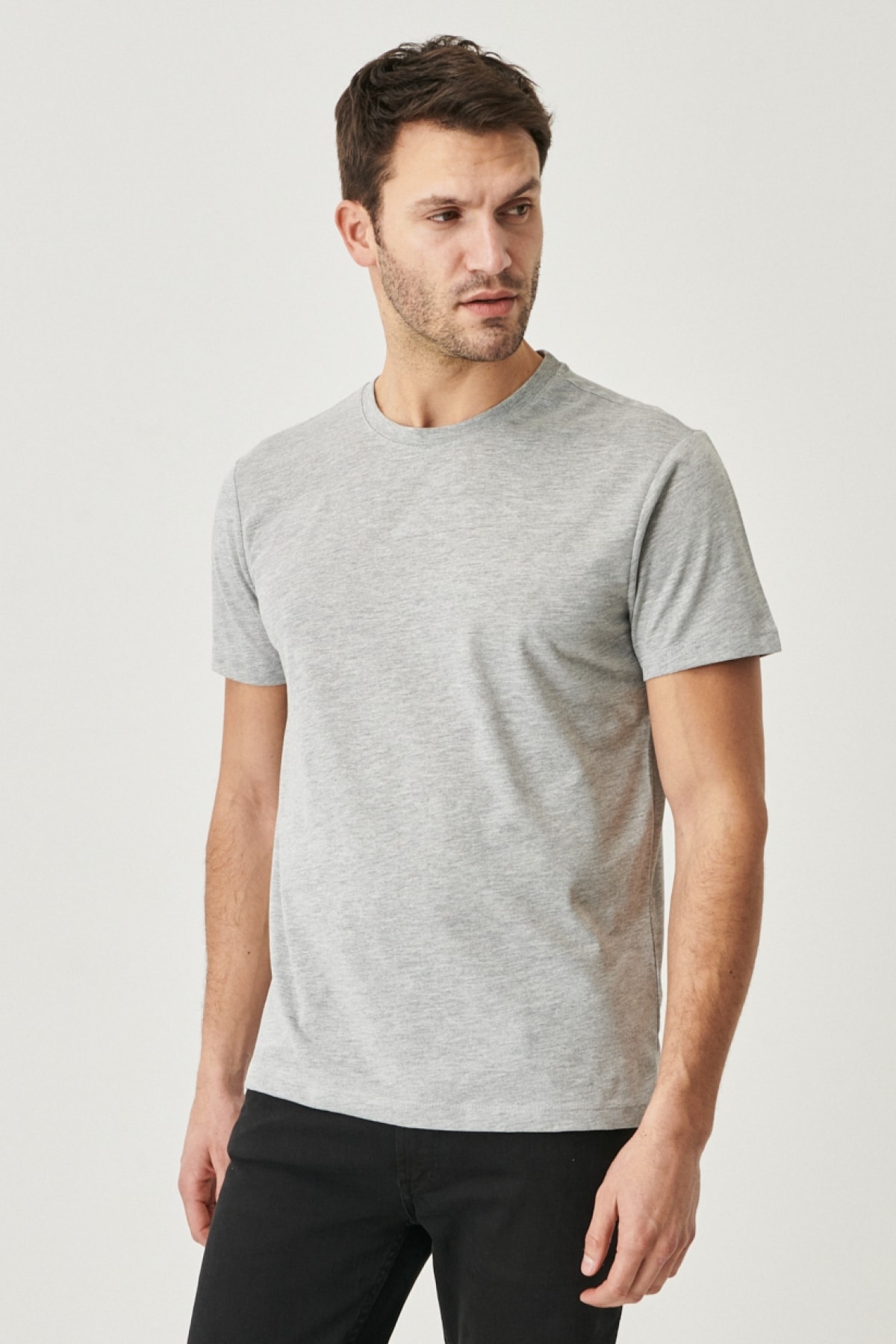 AC&Co / Altınyıldız Classics Men's Gray Melange Cotton Slim Fit Narrow Cut Crew Neck T-Shirt