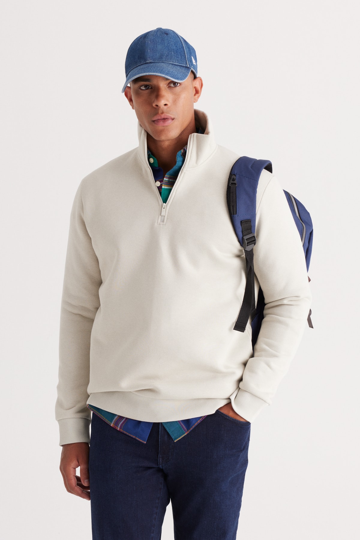 Levně AC&Co / Altınyıldız Classics Men's Beige Standard Fit Normal Fit High Bato Neck Cotton Sweatshirt