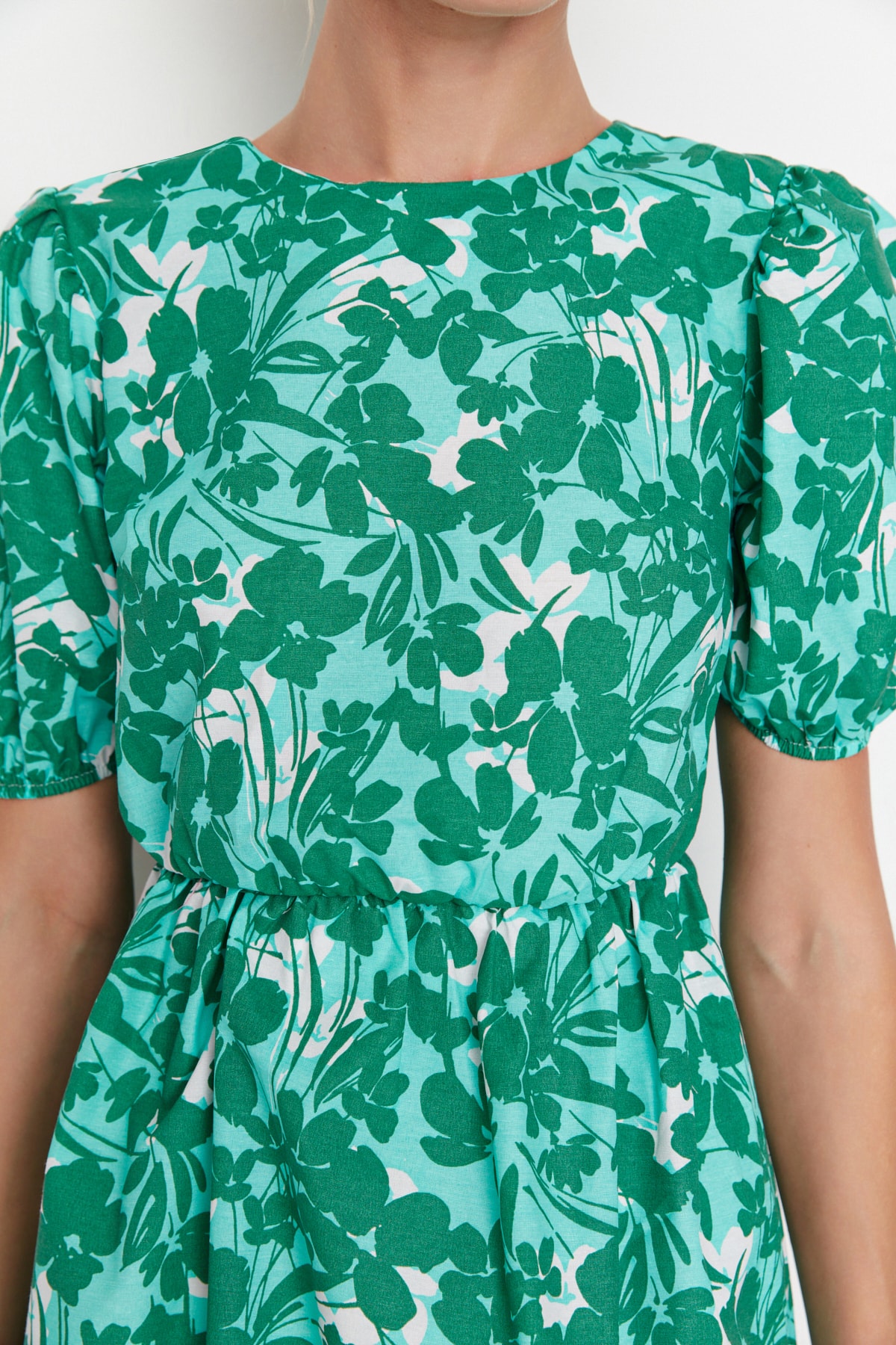 Trendyol Green țesut floral spate detaliu mini rochie țesută