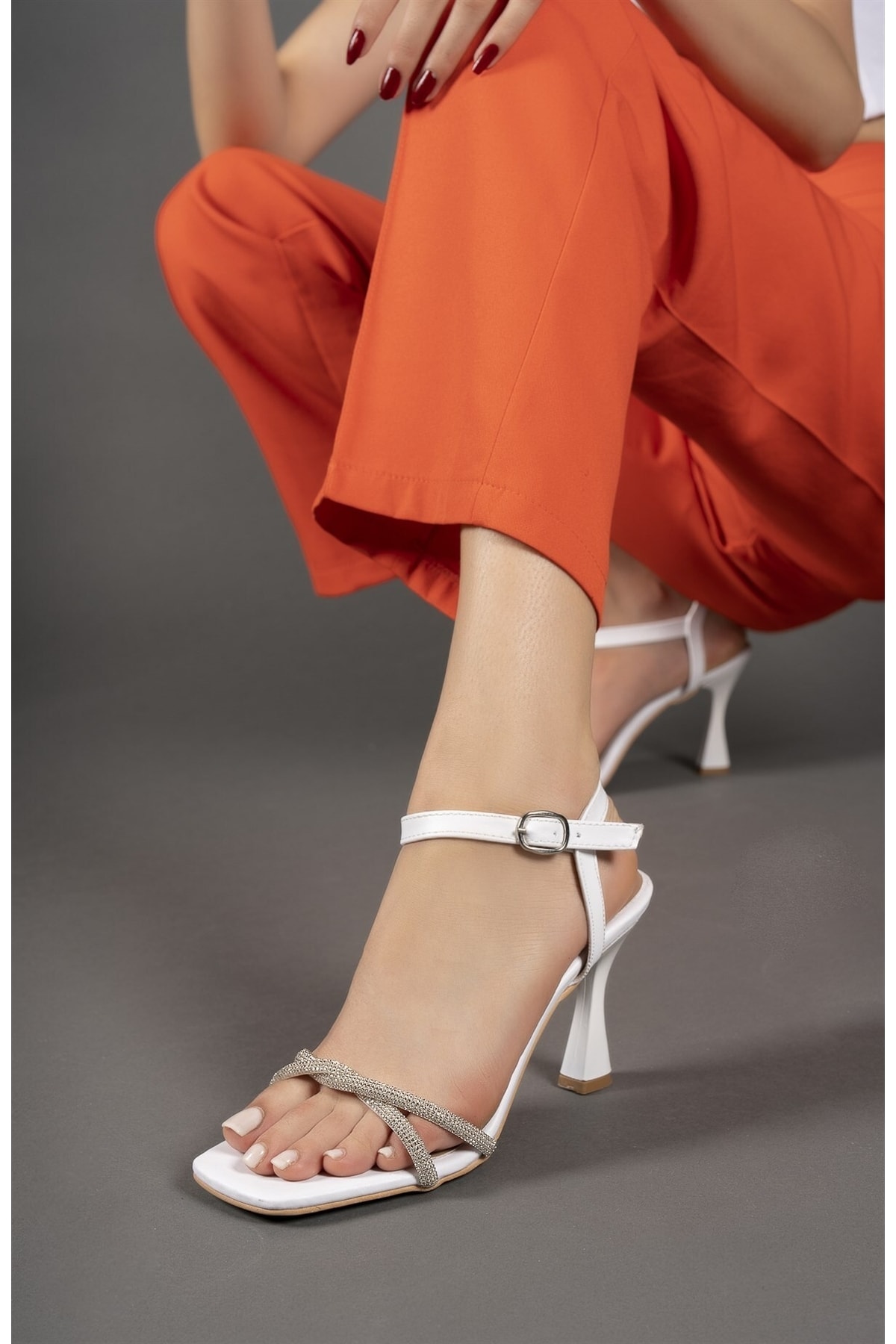 Riccon Women's White Skin Heeled Shoes 0012345