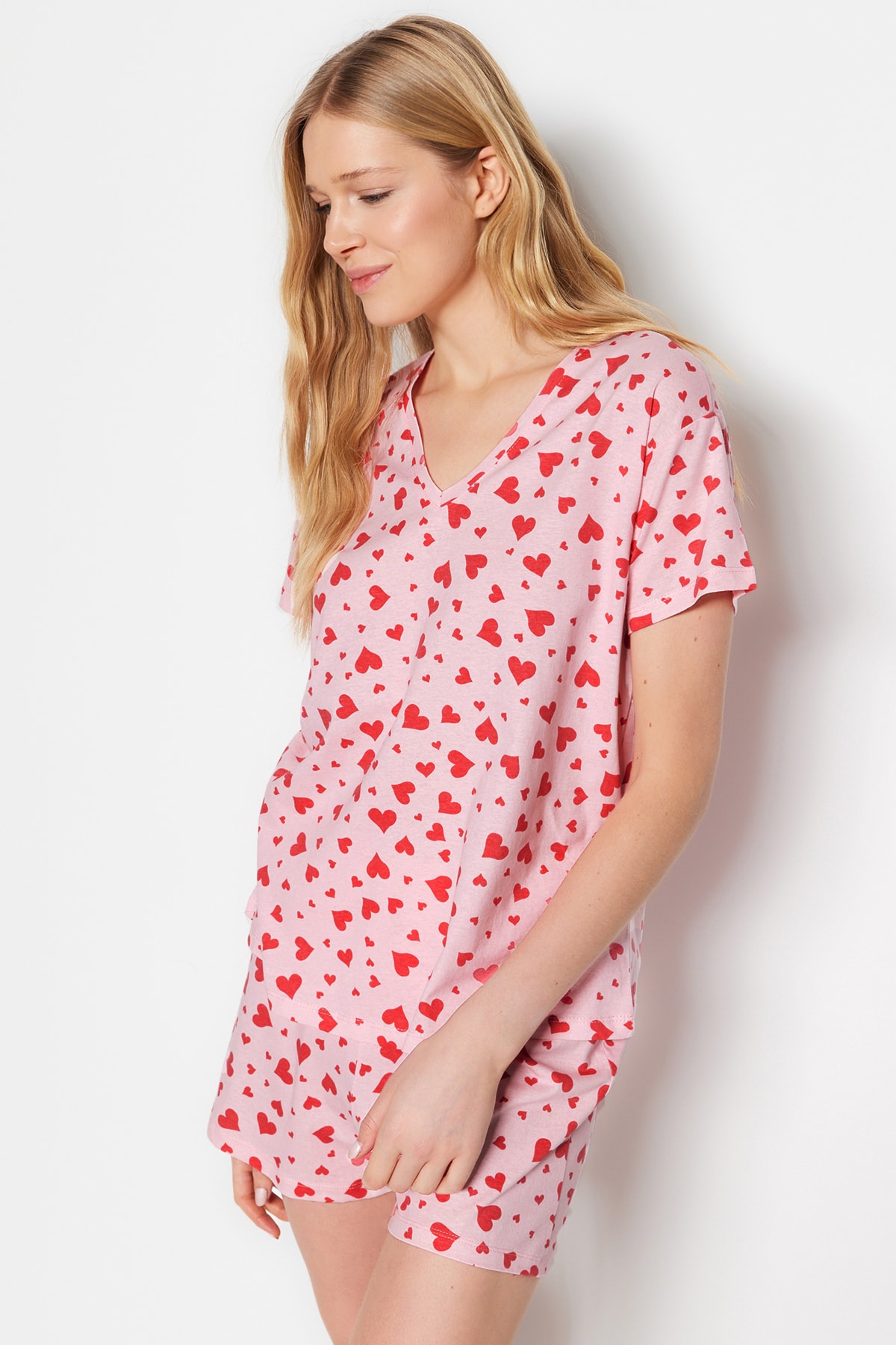 Levně Trendyol Pink 100% Cotton Heart Patterned T-shirt-Shorts Knitted Pajama Set