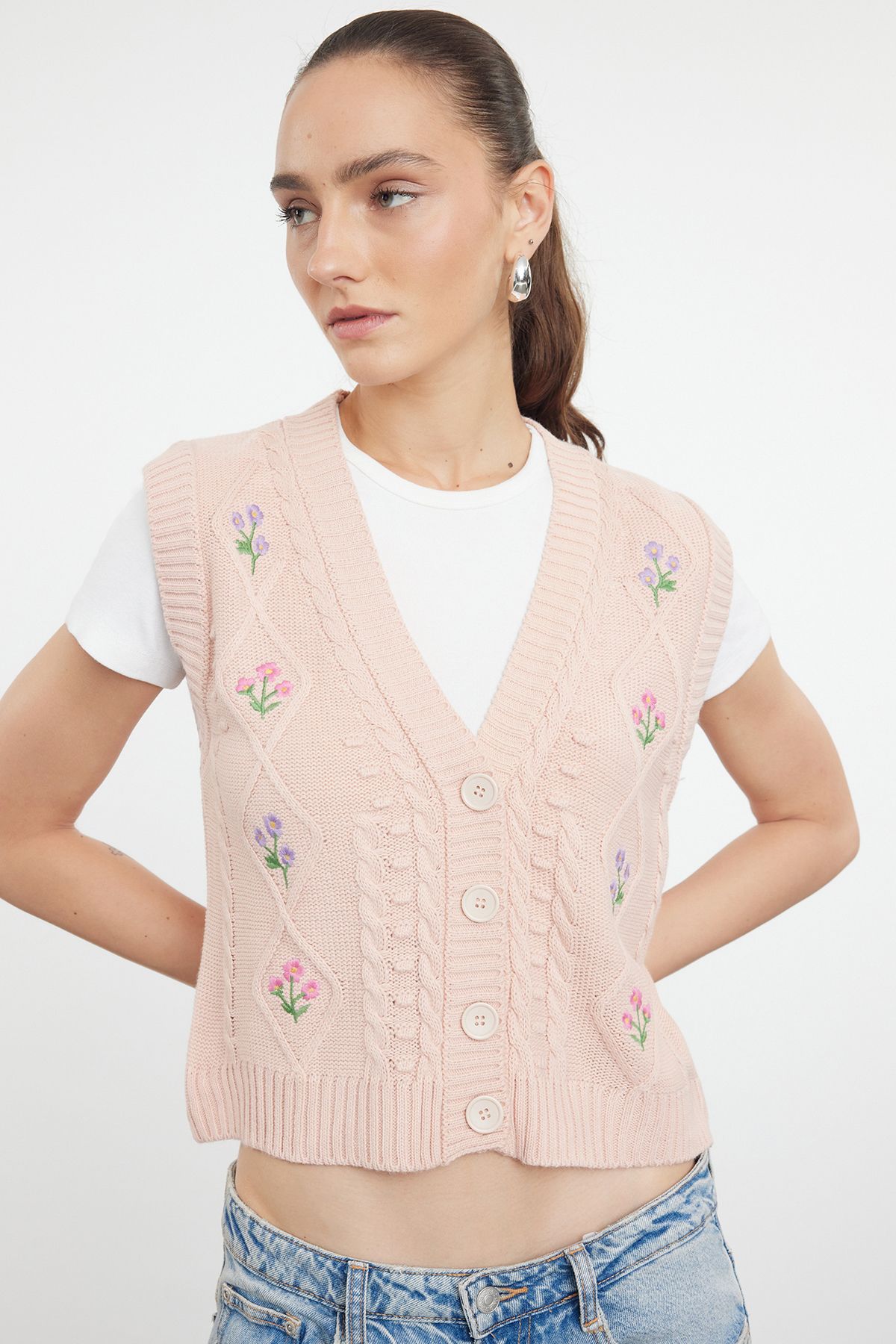 Trendyol Powder Embroidery Detailed Knit Vest