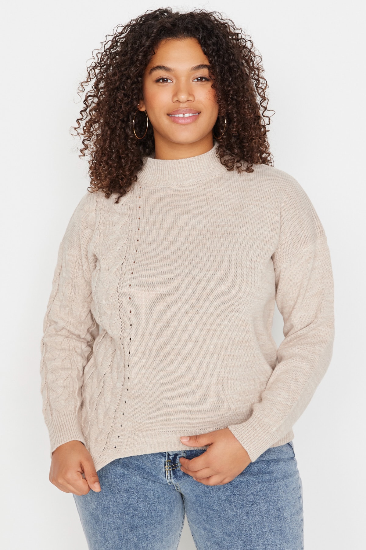 Trendyol Curve Beige Knitted Detailed Knitwear Sweater