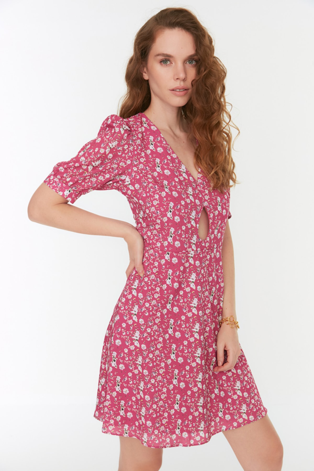 Rochie cu imprimeu roz trendyol