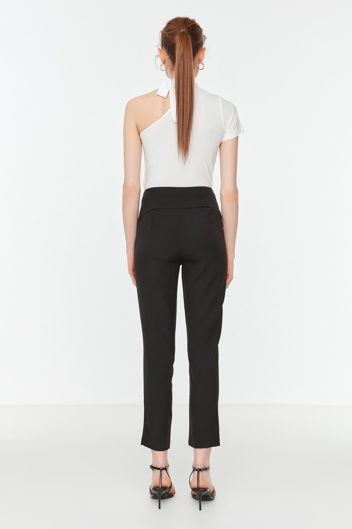 Pantaloni dama, Trendyol Monochrome