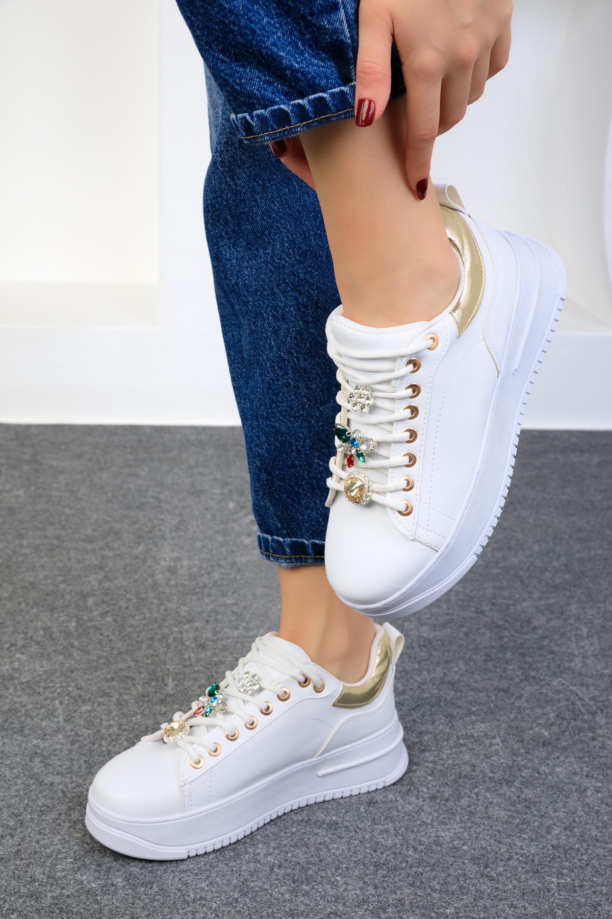 Soho Women's White Sneakers 18910