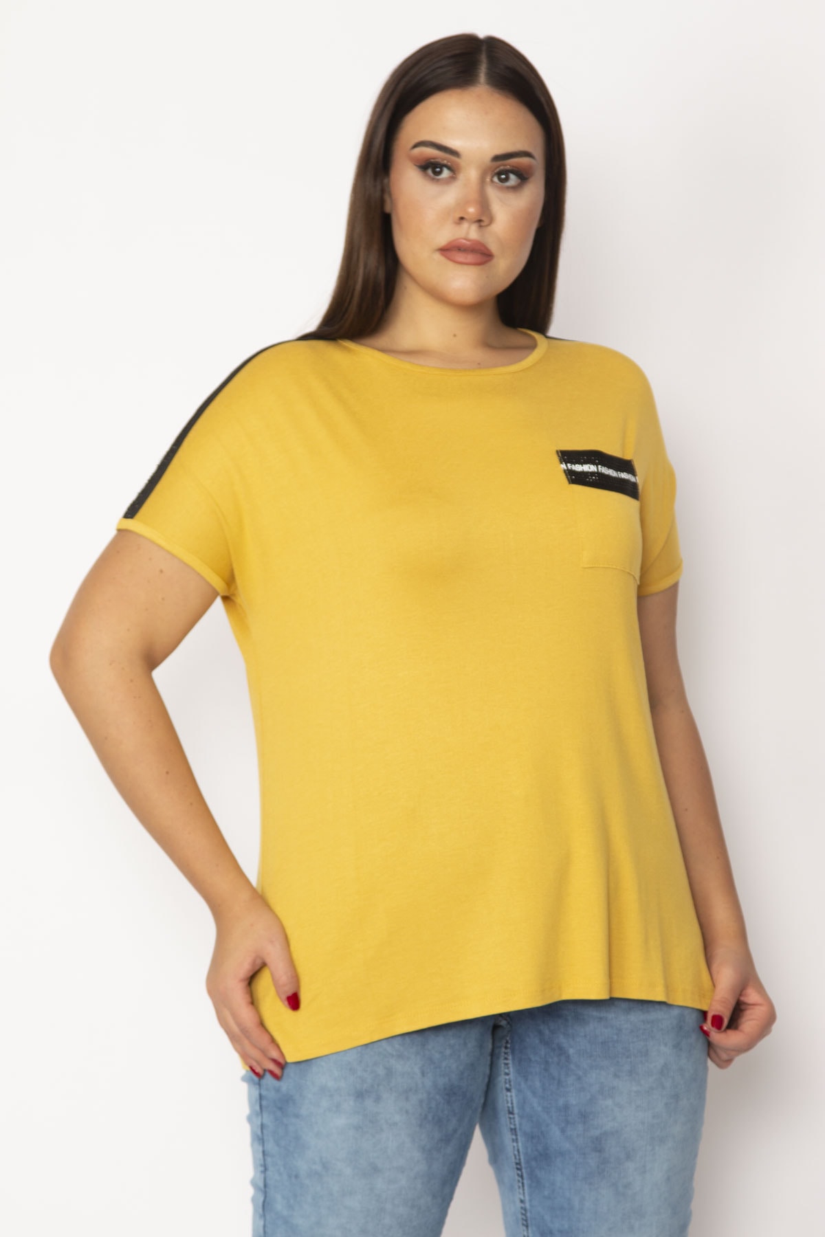 Levně Şans Women's Plus Size Mustard Viscose Blouse With Stone Detail On The Shoulders And Pockets