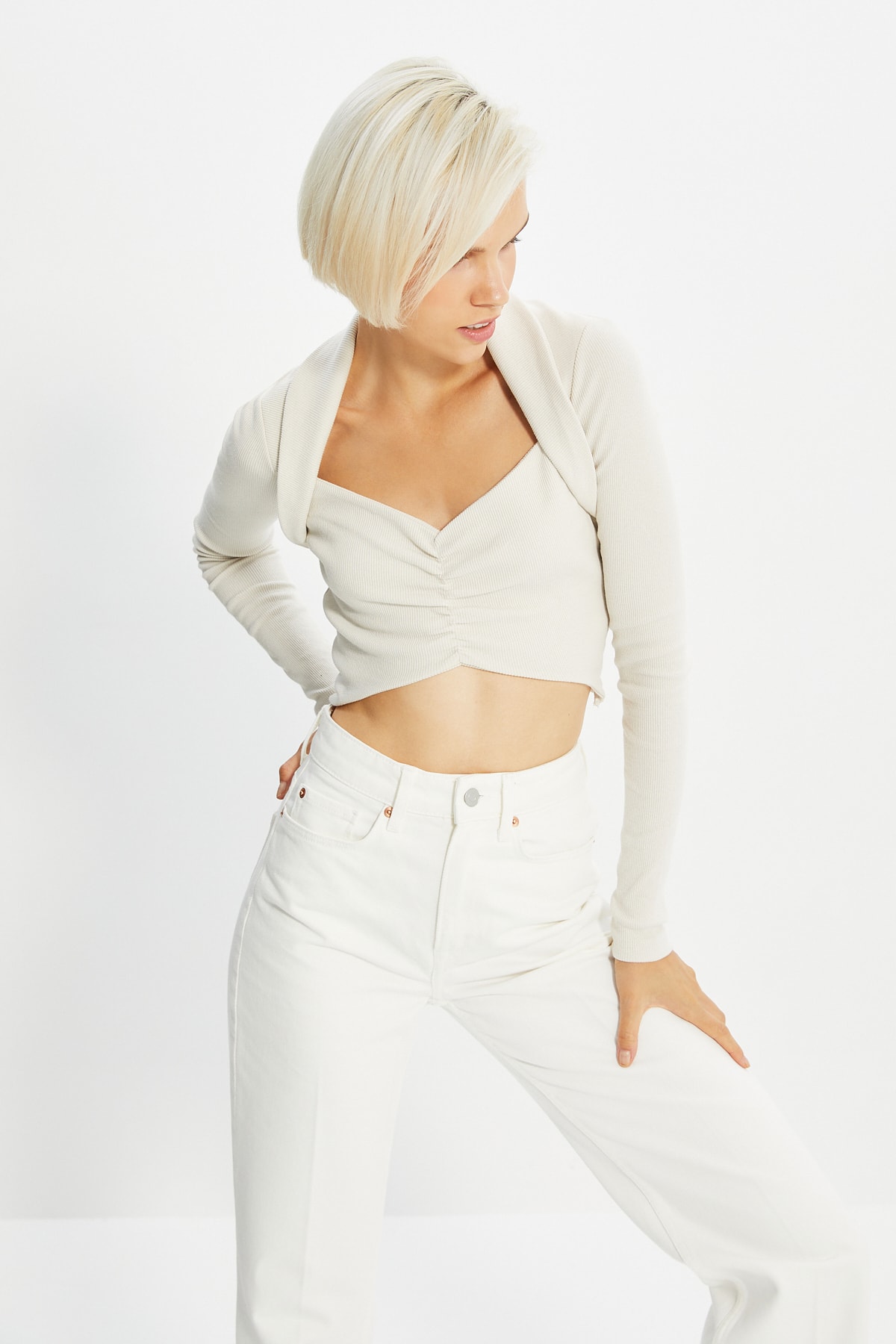 Trendyol Ecru Pleated Crop Knitted Blouse