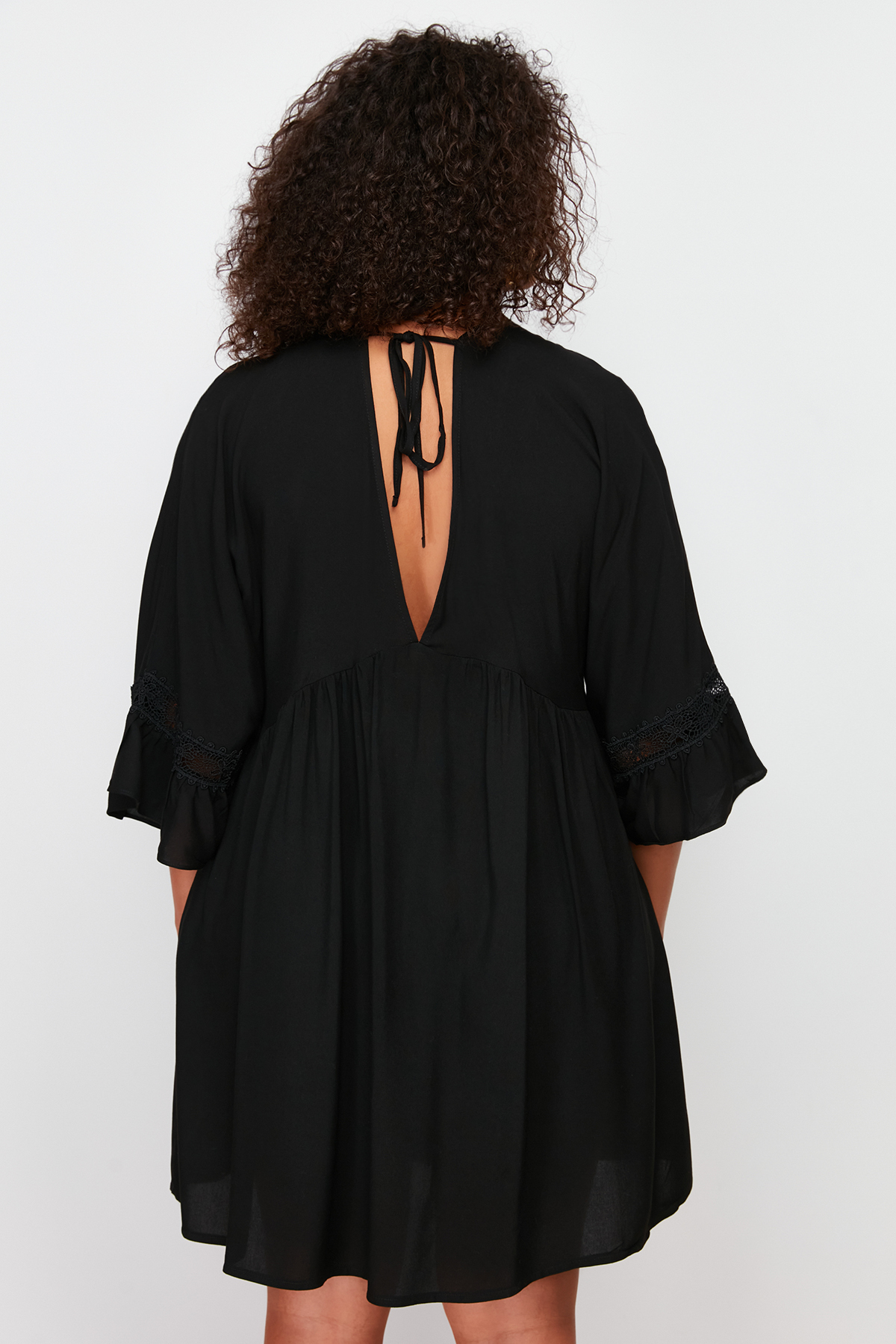Trendyol Curve Black Sleeve Ruffle Lace Strip Detail Mini Plus Size Beach Dress