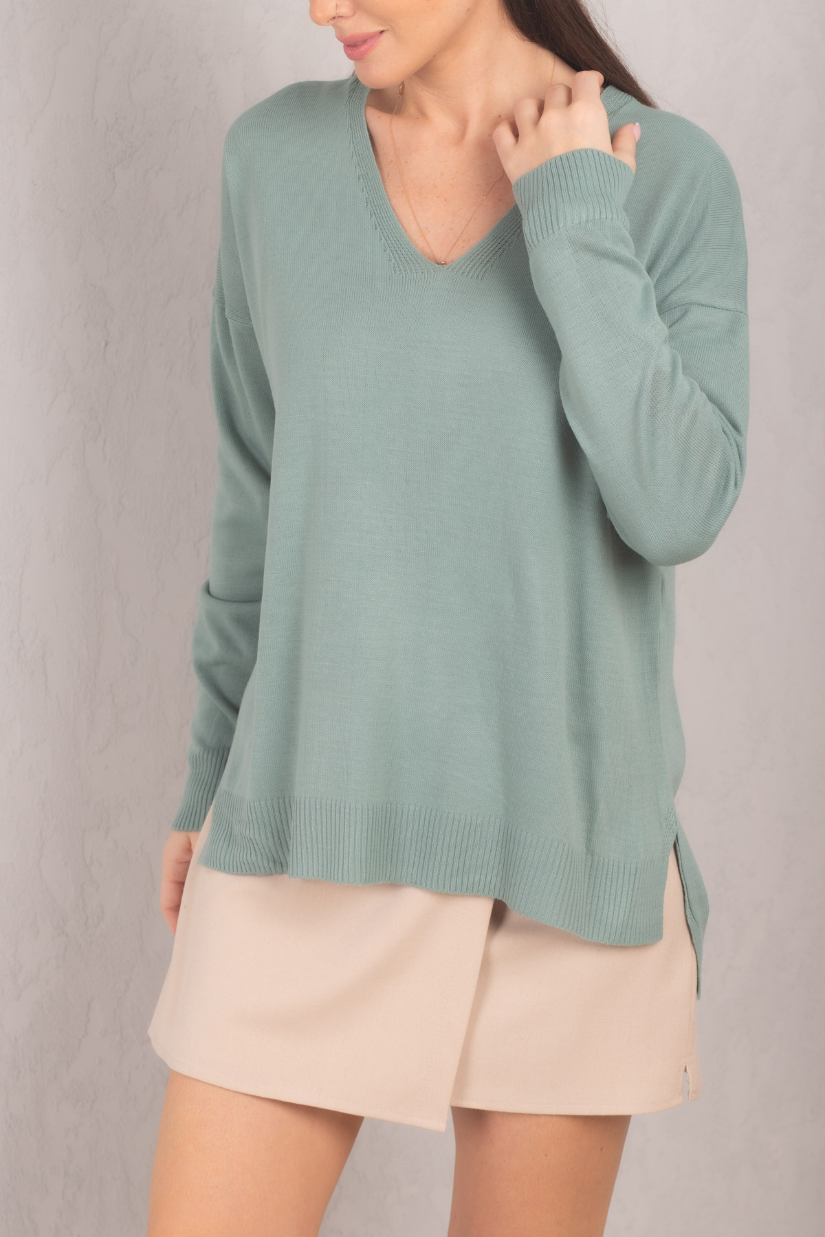 armonika Women's Turquoise V-Neck Front Short Back Long Knitwear Sweater