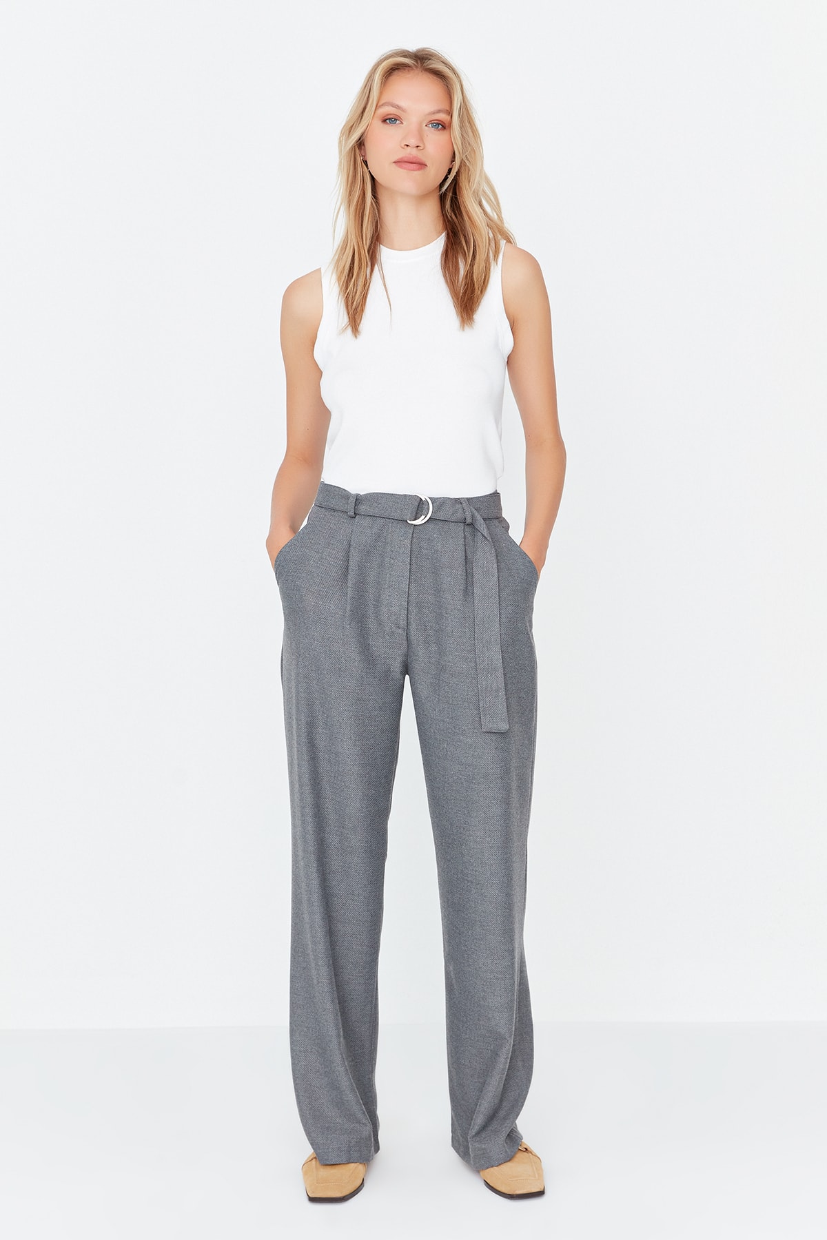 Trendyol Gray Woven Trousers With Belt