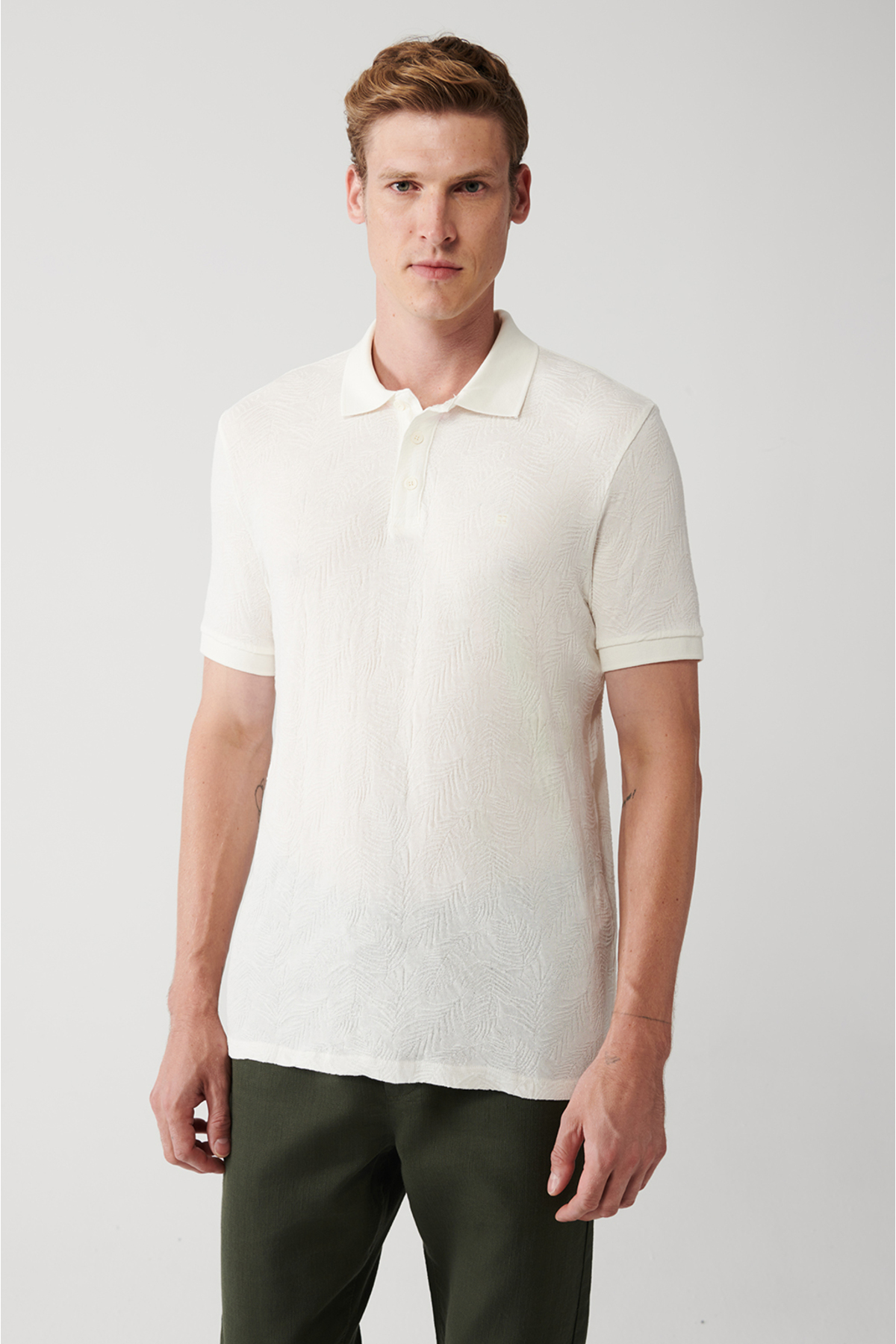 Avva Men's White 100% Cotton 3 Button Polo Neck Ribbed Regular Fit T-shirt