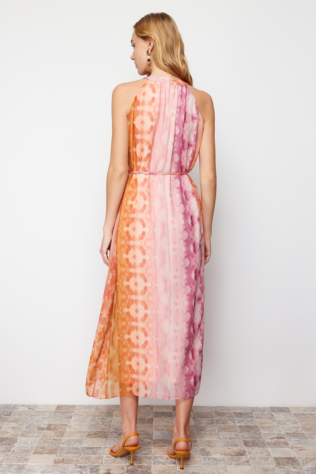 Trendyol Pink Abstract Pattern Straight Cut Chiffon Lined Maxi Woven Dress