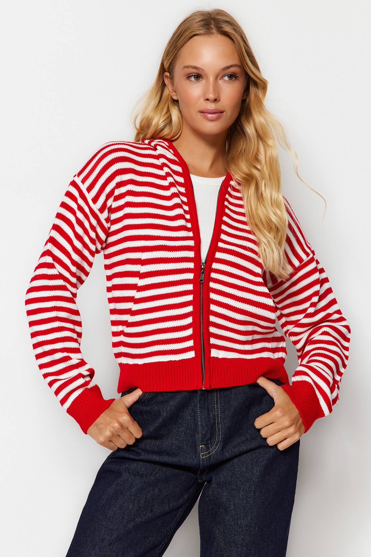 Trendyol Red Hood Detailed Knitwear Cardigan