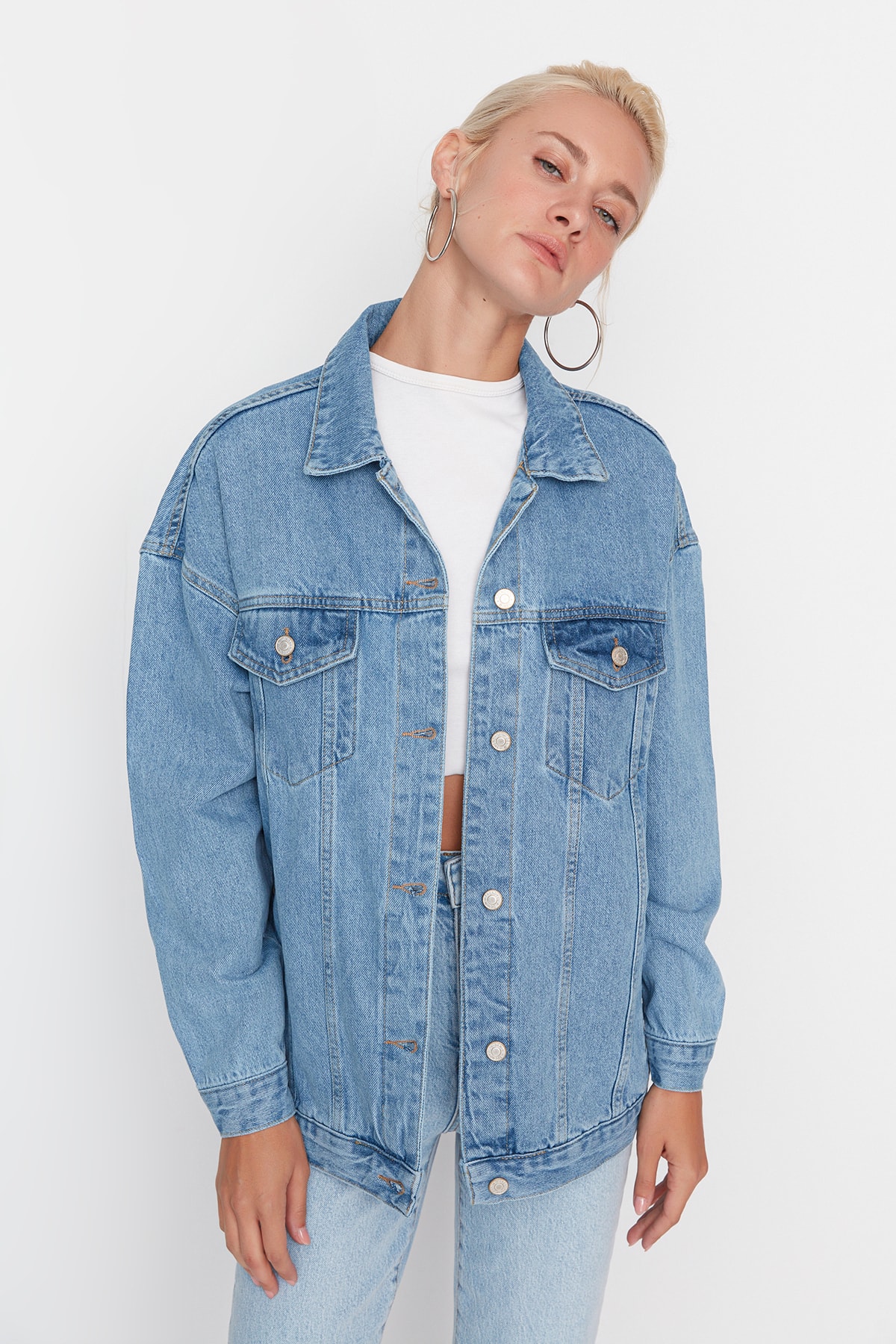 Jachetă Trendyol Blue Oversize Trucker Denim