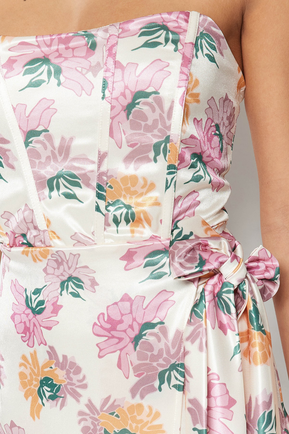 Trendyol Multicolor Double Breasted Lined Tricotat Satin Floral Model Rochie Lunga de Seara