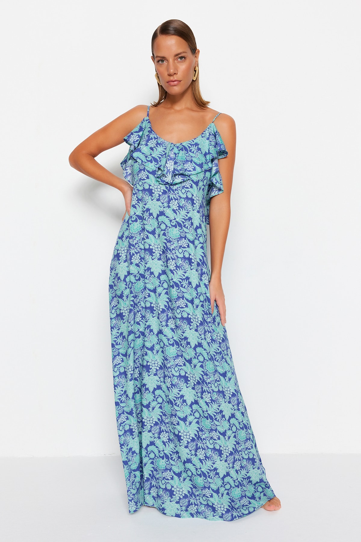 Levně Trendyol Floral Patterned Maxi Woven Flounce Beach Dress