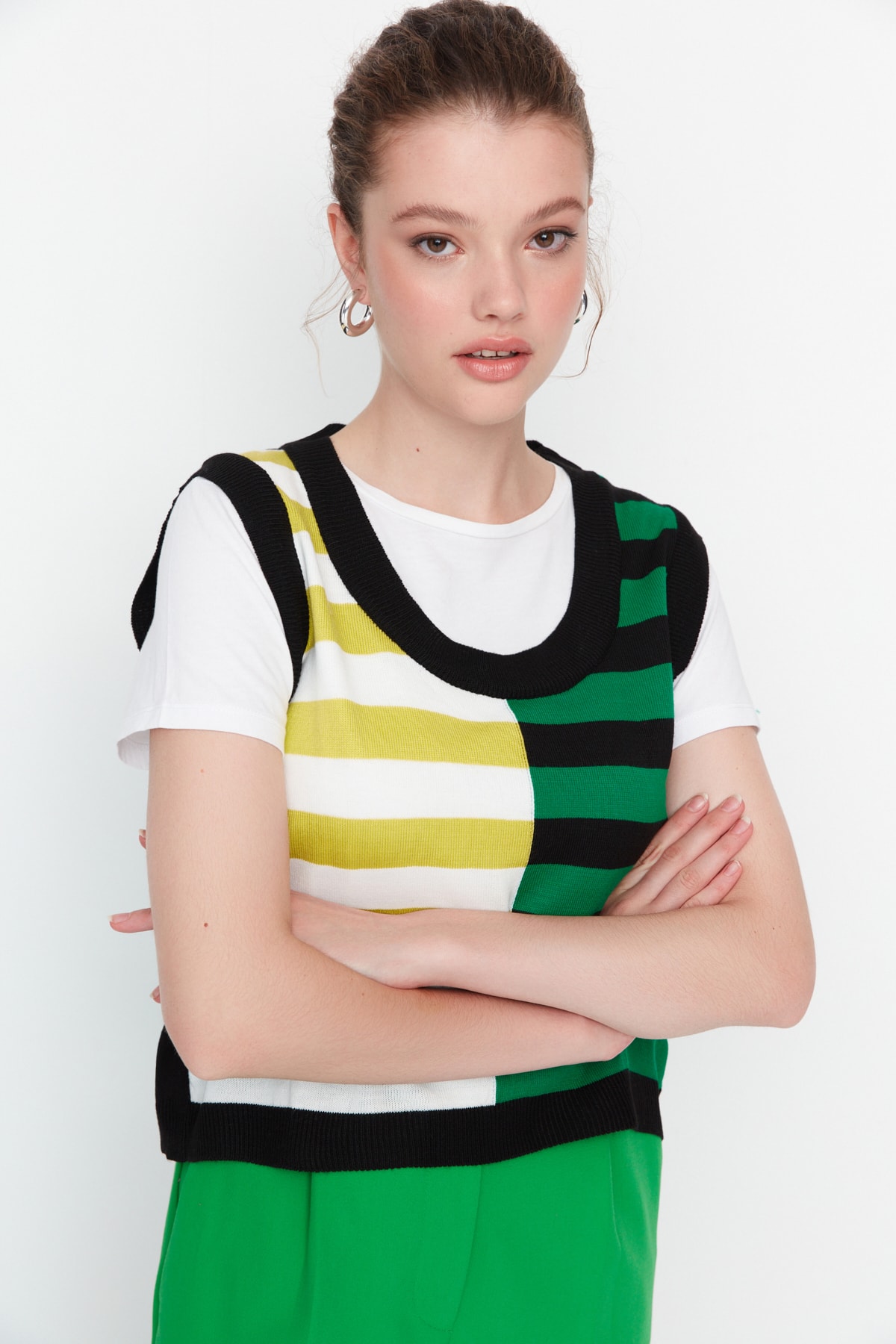 Trendyol Sweater Vest - Black - Regular fit