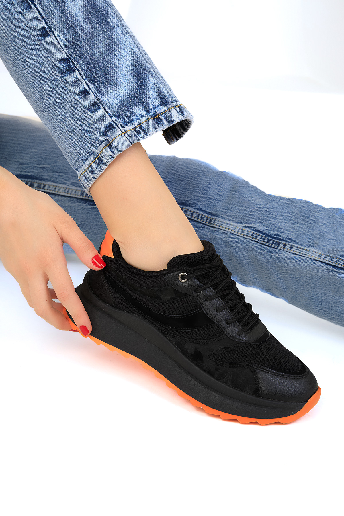 Soho Women's Black-Orange Sneakers 19006