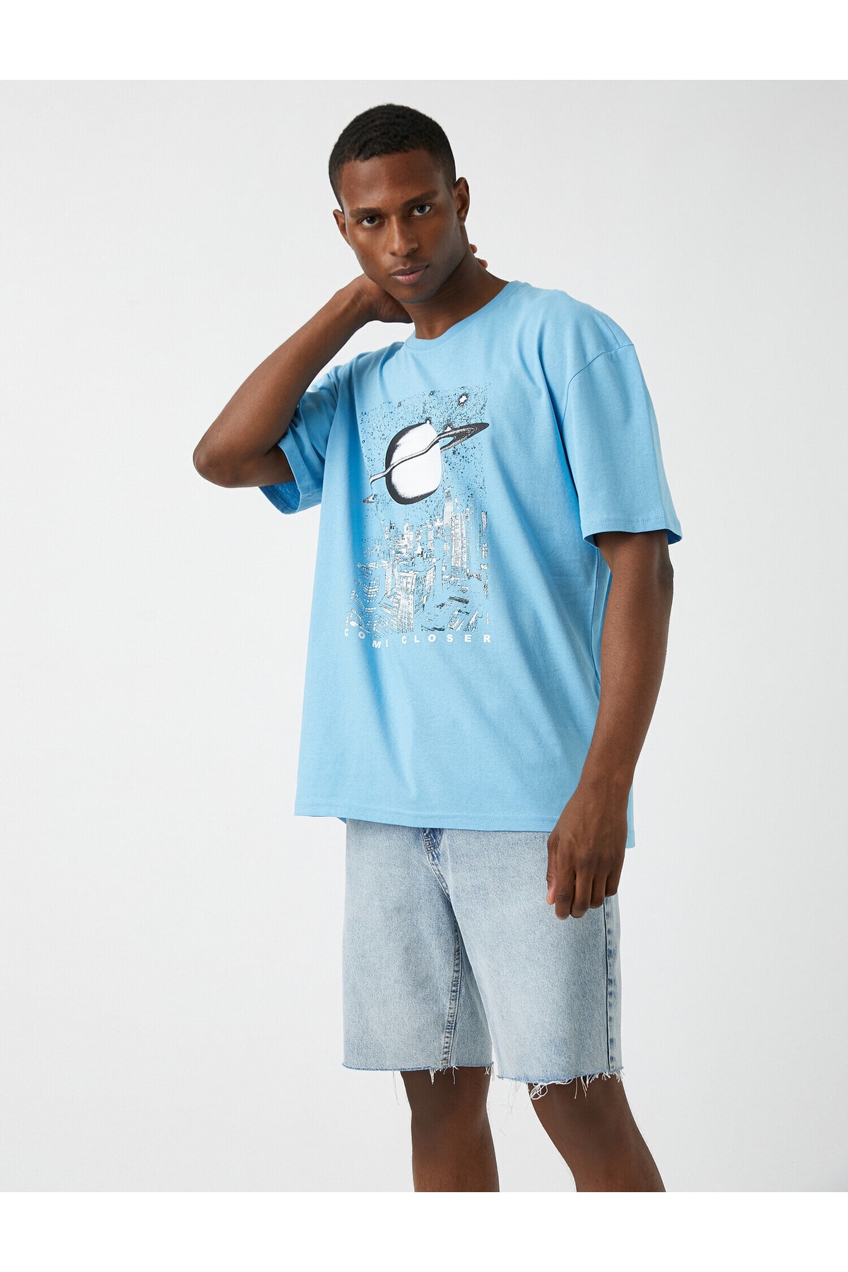 Levně Koton Oversize tričko s potiskem Saturn