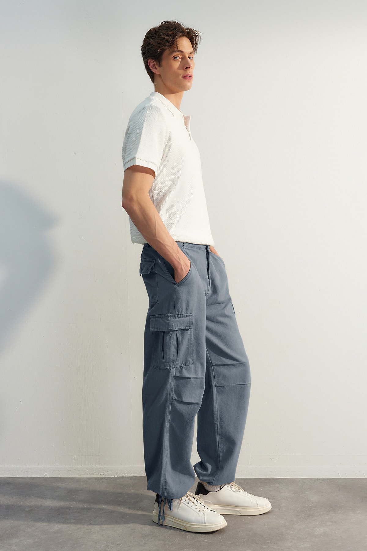 Levně Trendyol Limited Edition Navy Blue Loose Fit Trousers