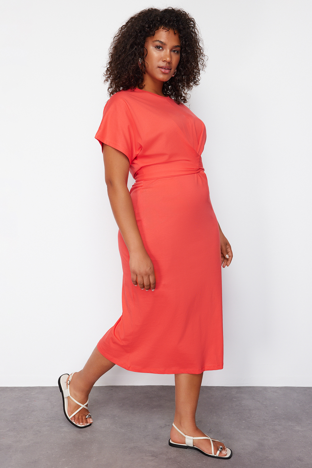 Trendyol Curve Red Straight Cut Tie Detailed Slit Maxi/Long 100% Cotton Knitted Dress