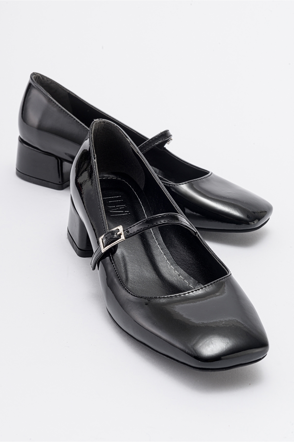 Levně LuviShoes JOFF Black Patent Leather Women's Heeled Shoes